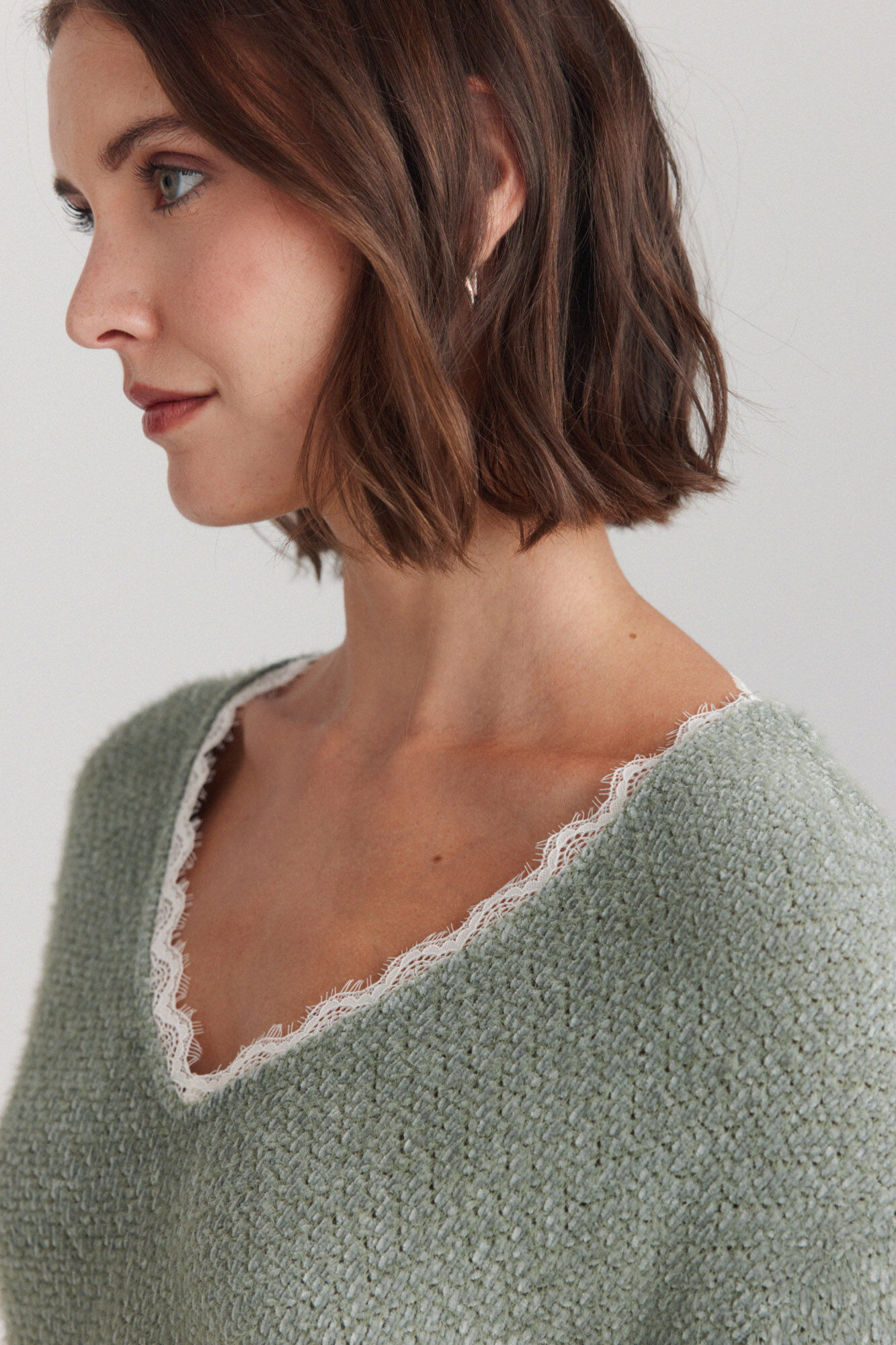 Springfield Su&eacute;ter fino cuello lace verde