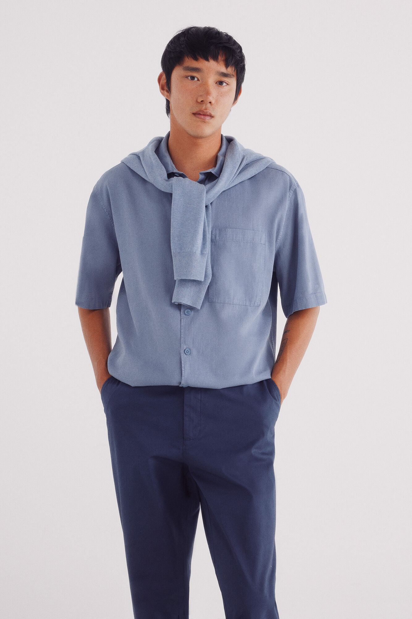 Springfield Pantal&oacute;n chino ligero slim fit azul indigo