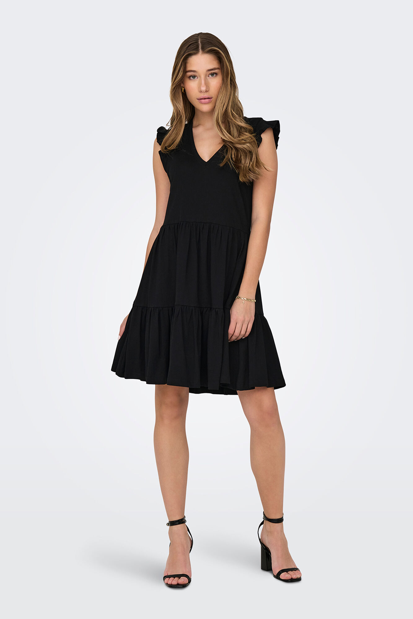 Only Vestido corto manga corta negro