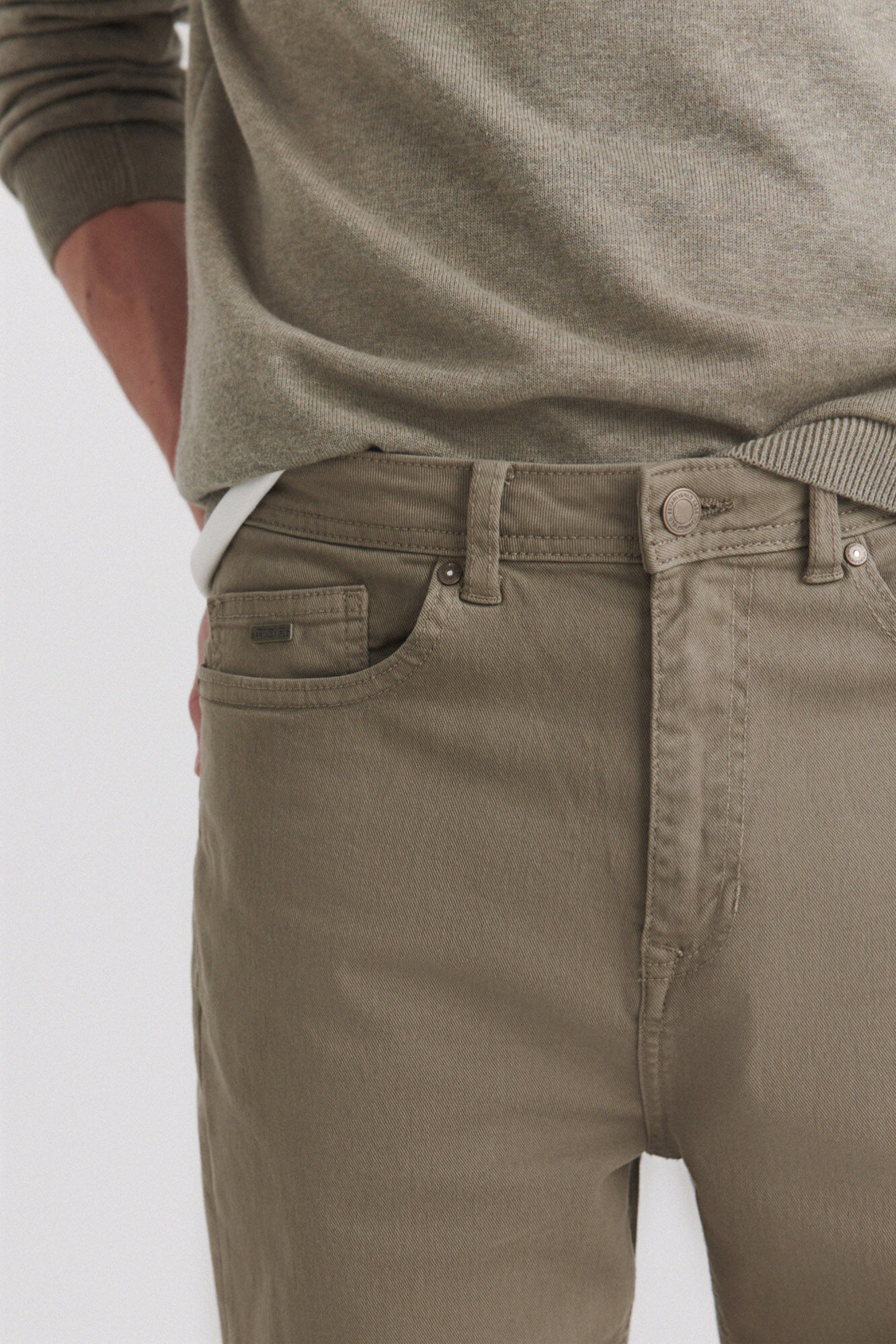 Springfield Pantal&oacute;n de 5 bolsillos slim lavado khaki