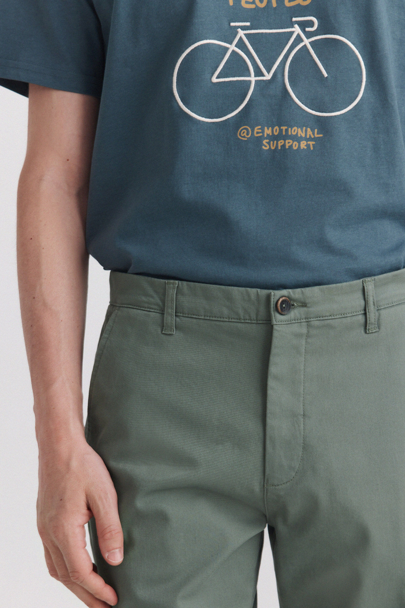 Springfield Pantal&oacute;n chino slim fit verde