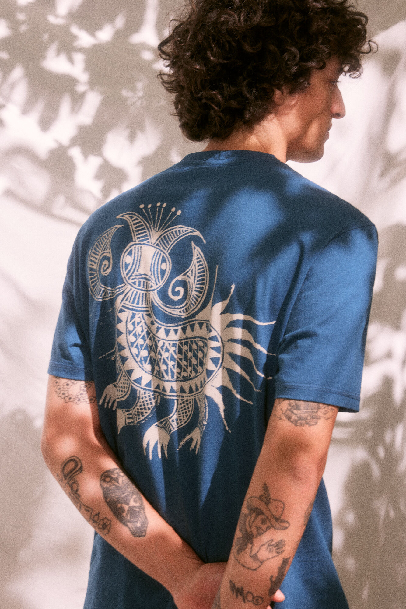 Playera estampado espalda Roots Studio Playeras de hombre Springfield MX