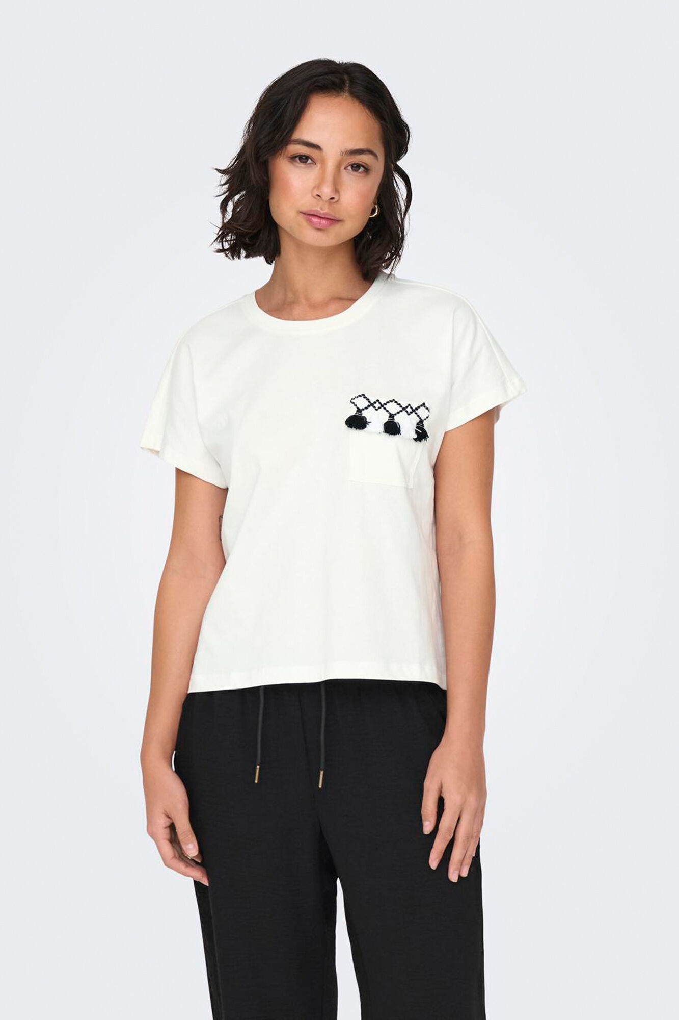 Only Playera de manga corta y cuello redondo natural