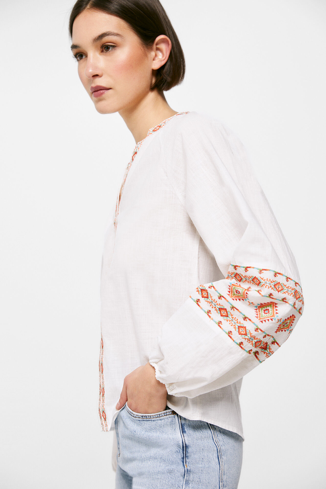 Springfield Blusa Bordados Cenefas beige