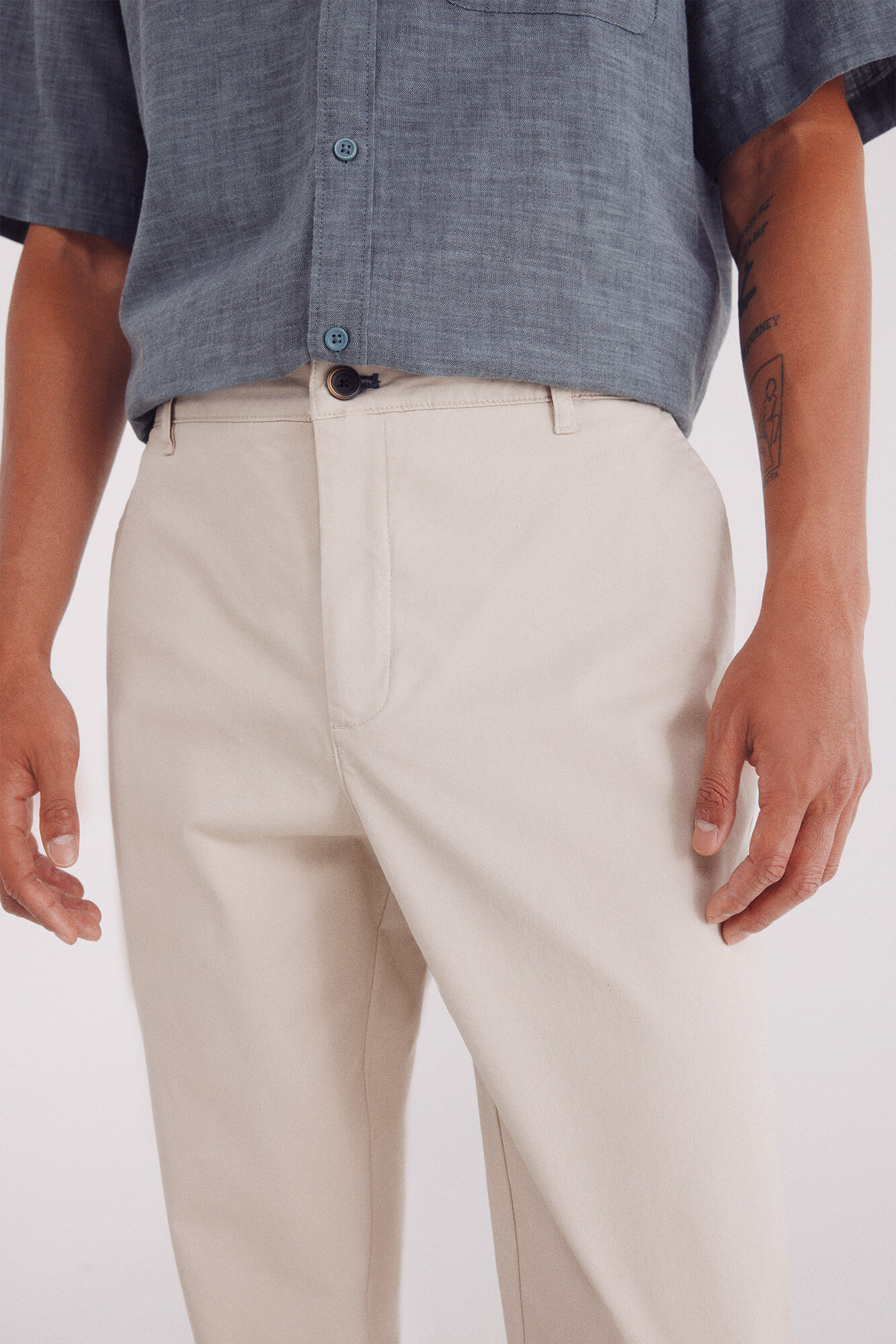 Springfield Pantal&oacute;n chino ligero slim fit beige