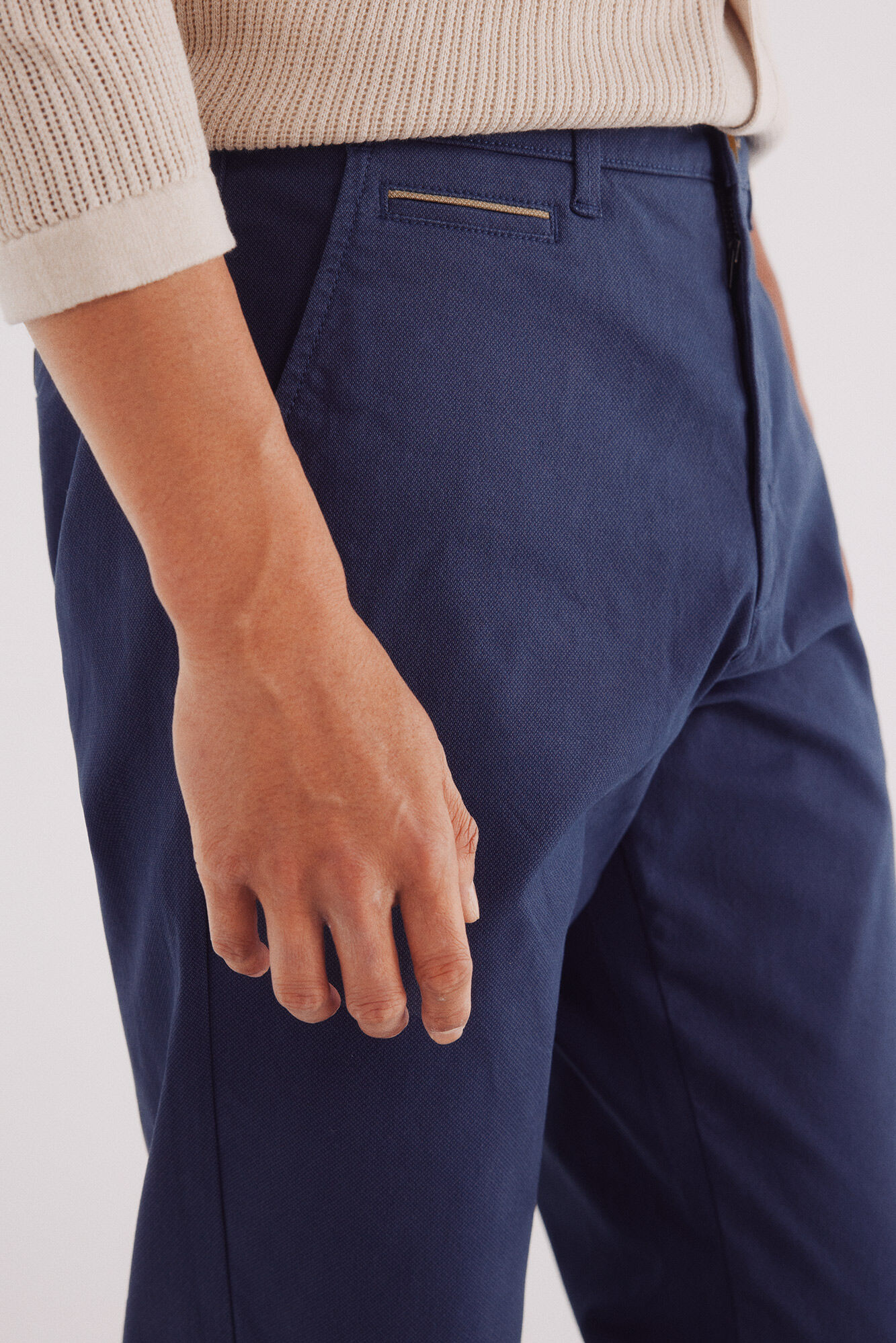 Springfield Pantal&oacute;n chino microestampado slim fit azul indigo