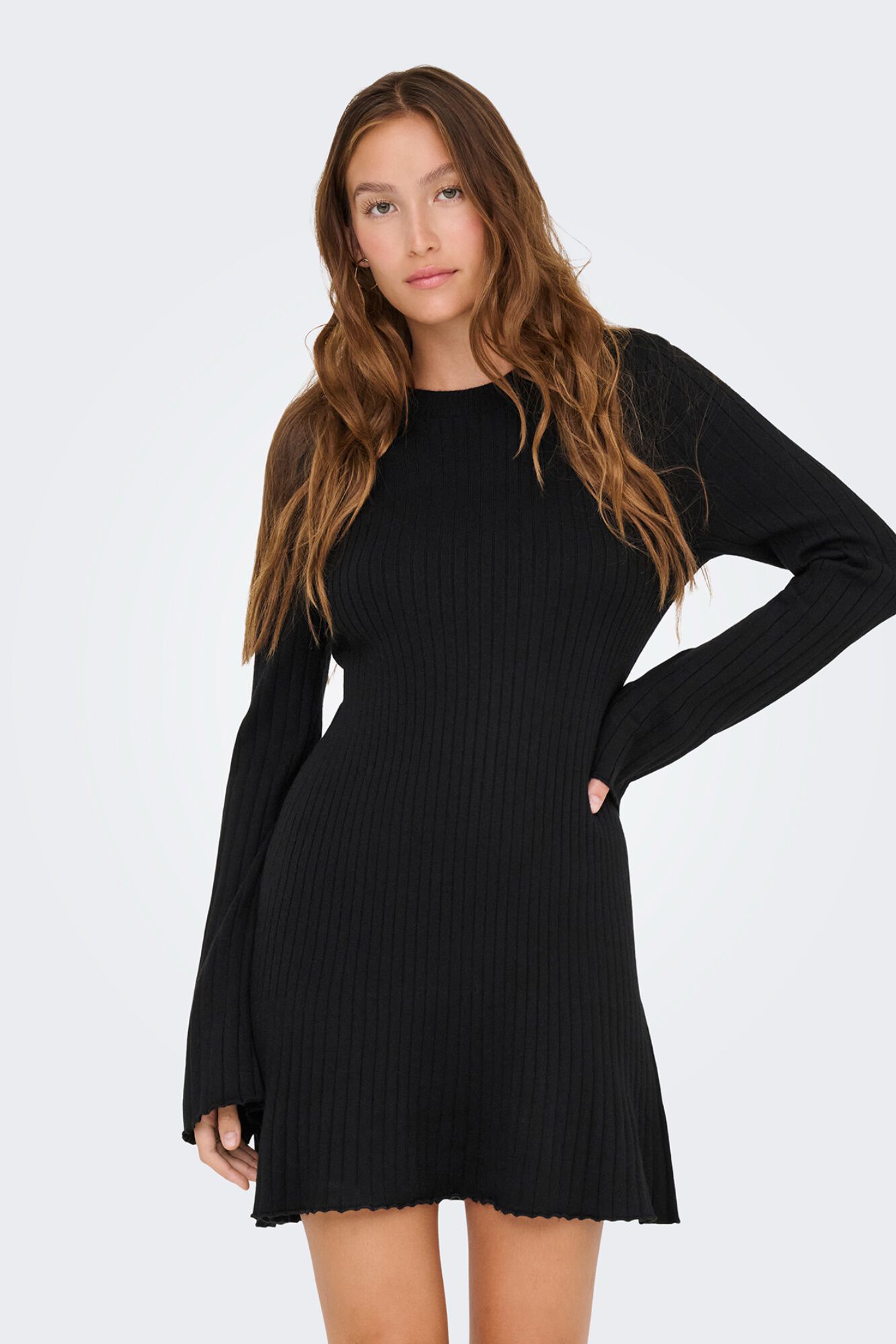 Only Vestido corto de manga larga
