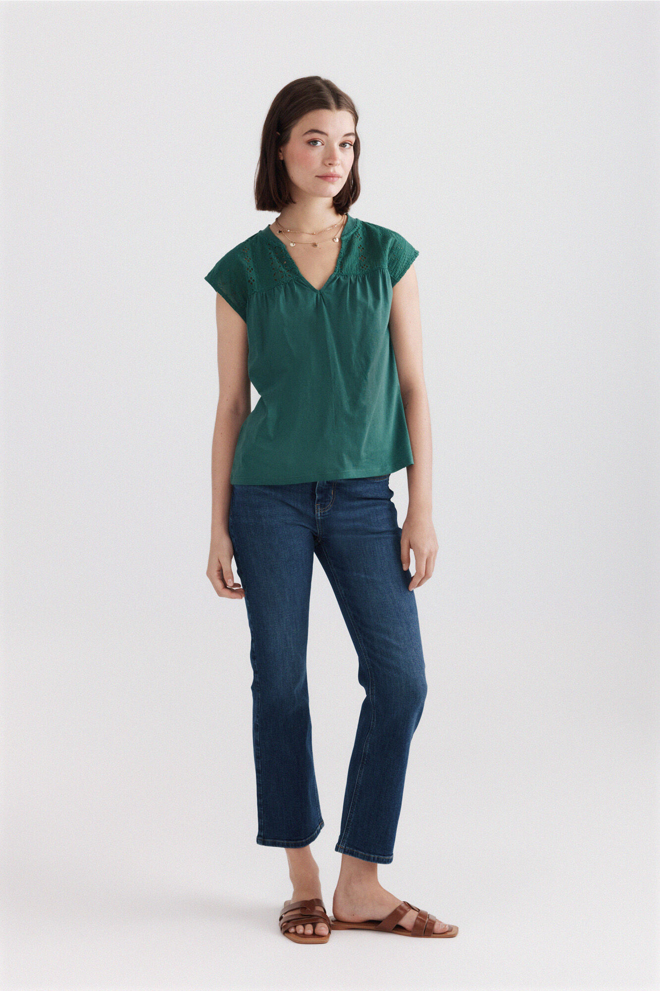 Springfield Playera bordado suizo verde