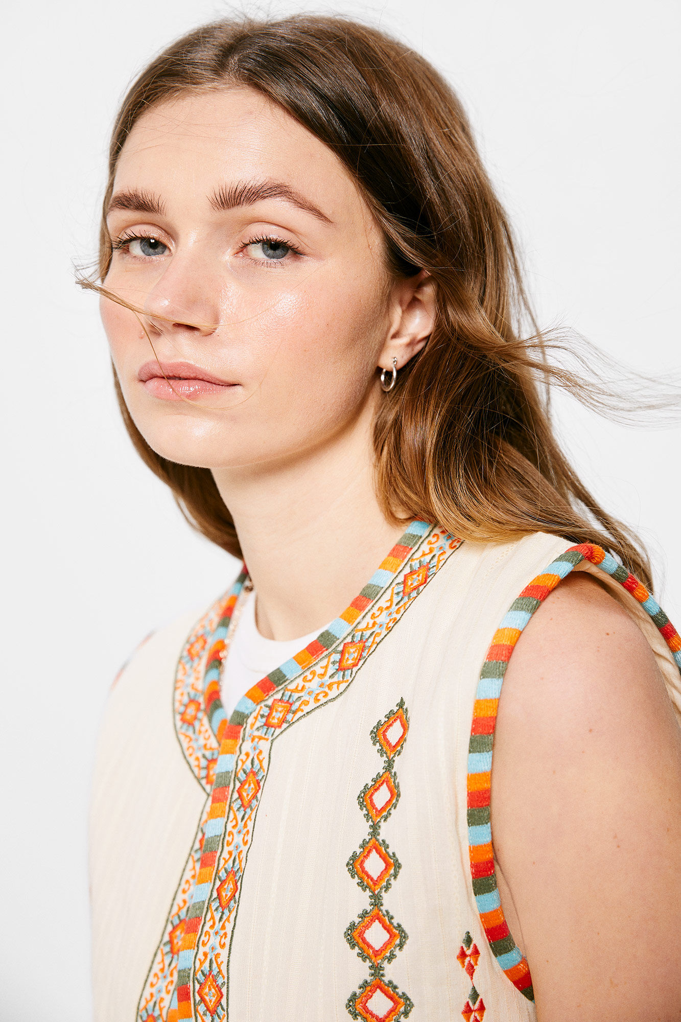 Springfield Chaleco Bordados beige