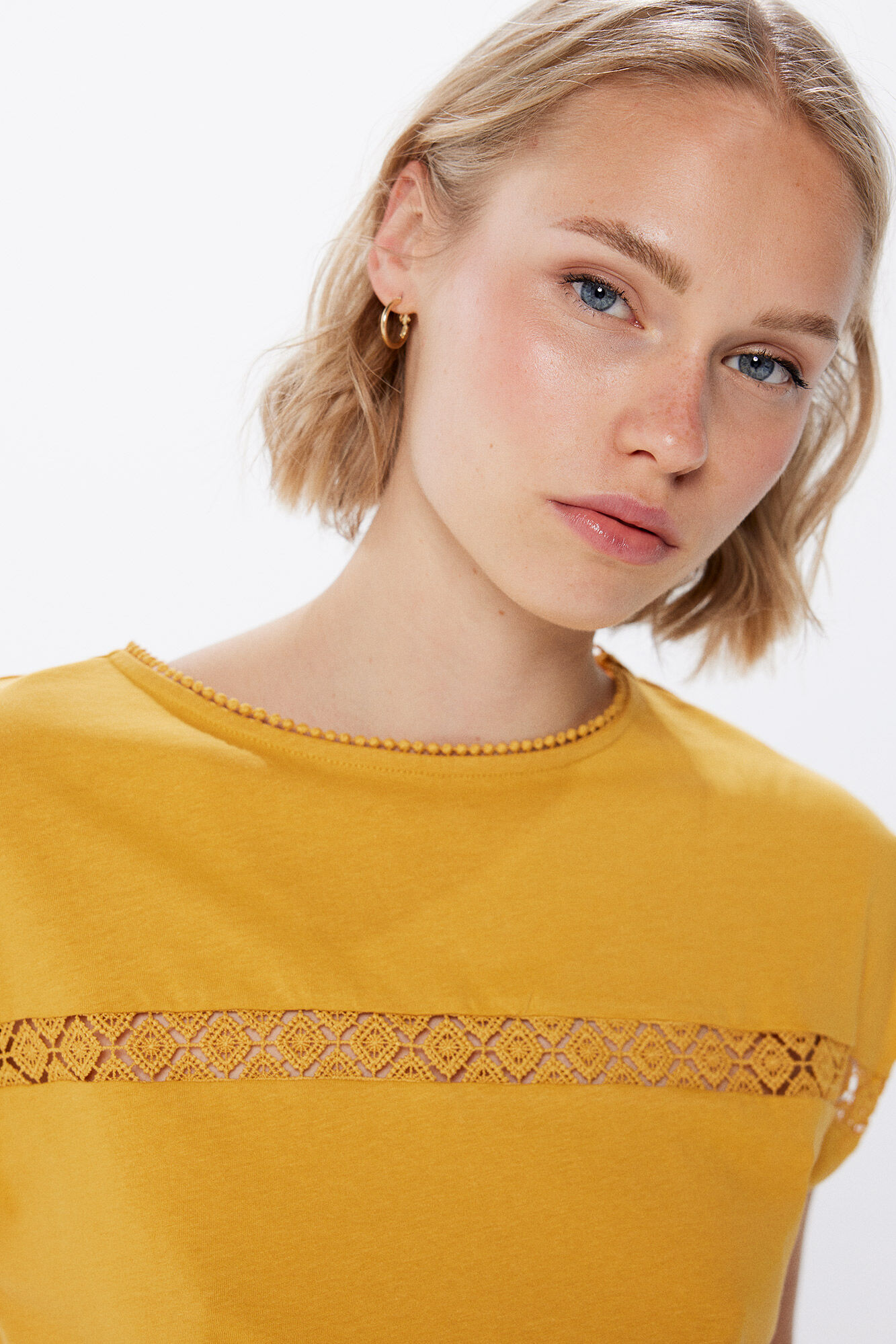 Springfield Playera lace delantero