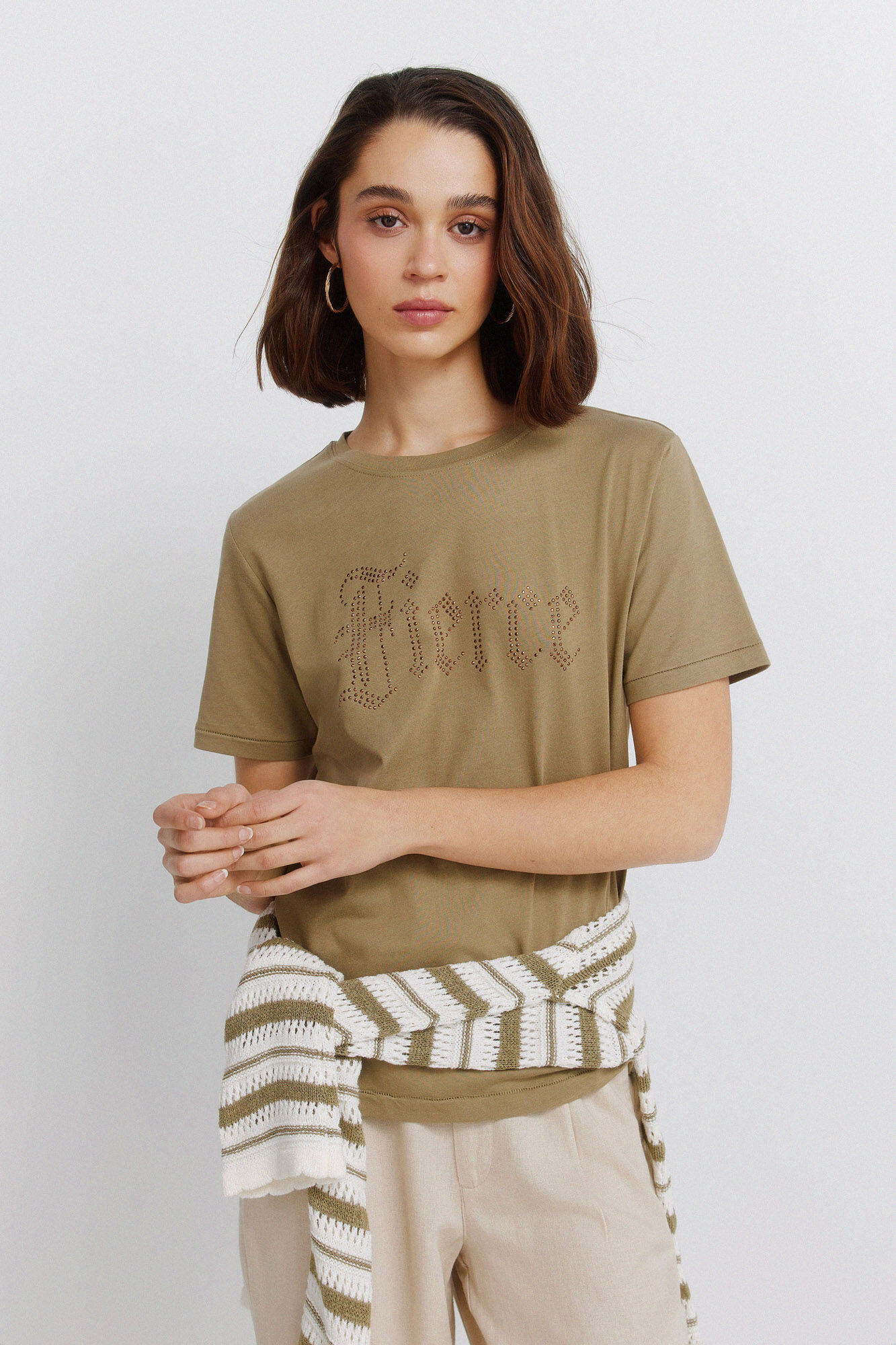 Springfield Playera manga corta con estoperoles