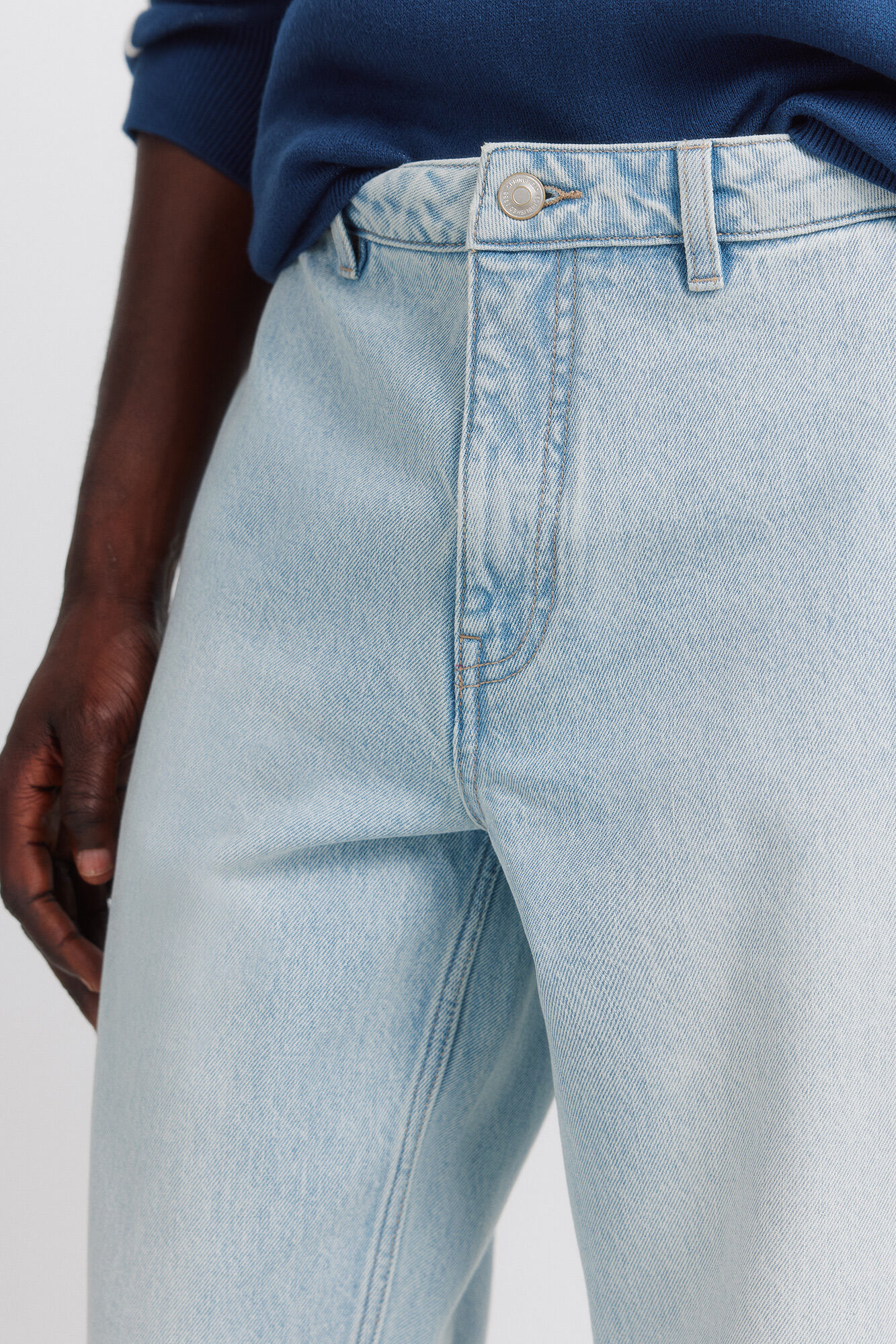 Springfield Pantal&oacute;n chino de mezclilla lavado claro azul indigo