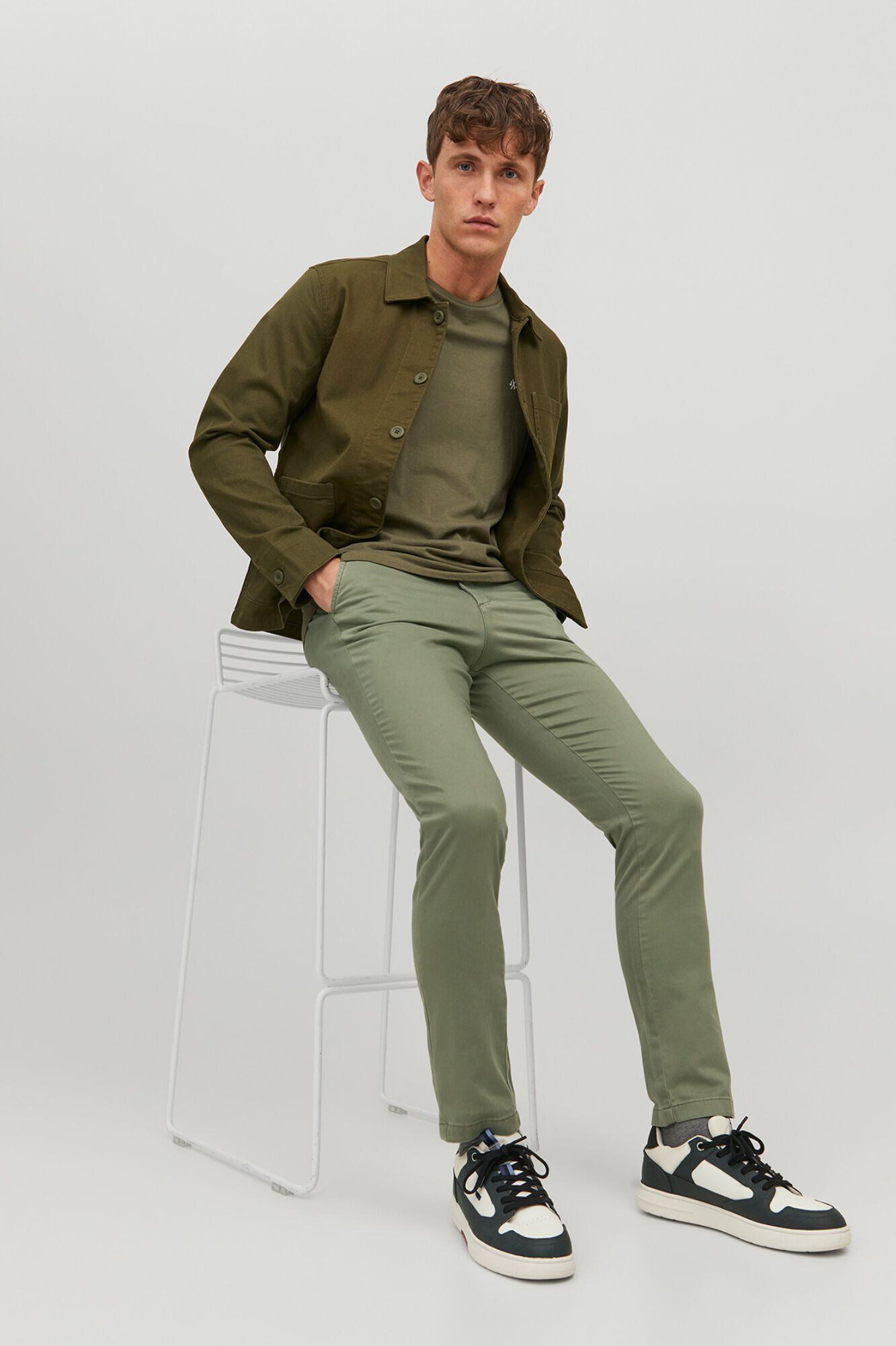 Jack & Jones Pantal&oacute;n chino slim verde