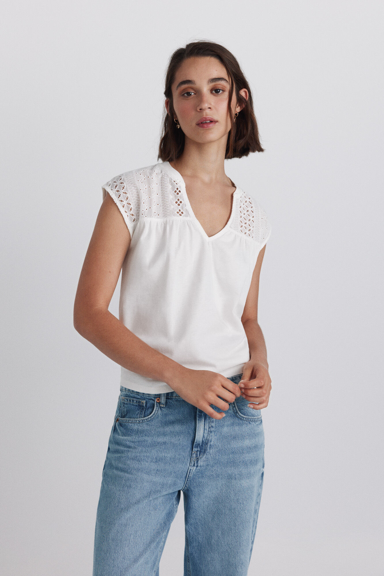Springfield Playera bordado suizo