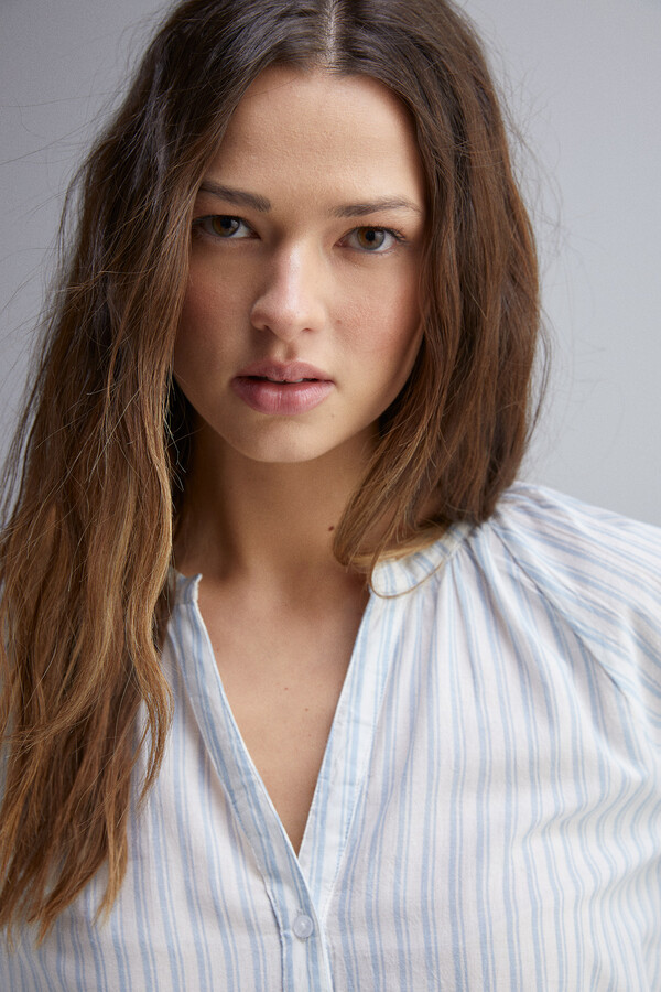 Springfield Blusa volumen cuello mao marfil