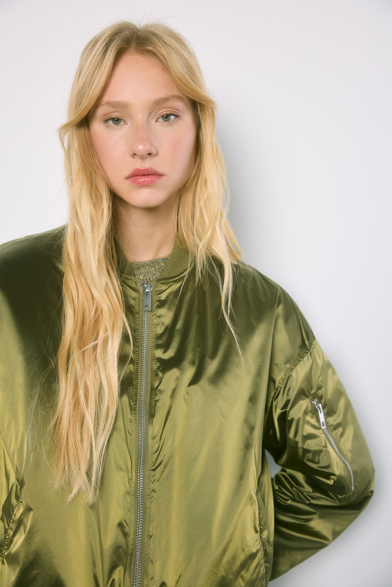 High Spirits Chamarra Oliver kaki