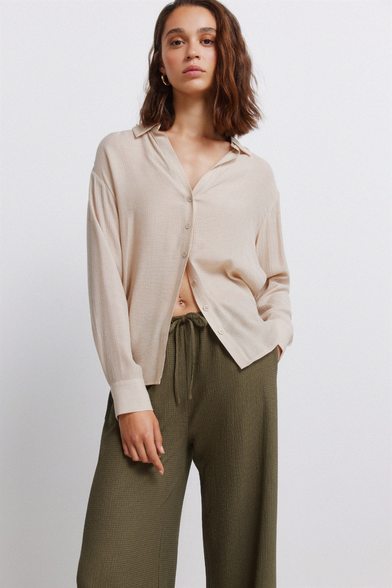 Springfield Pantal&oacute;n largo holgado de estructura kaki