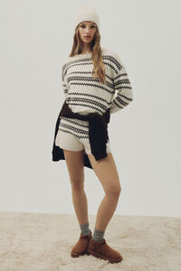 Springfield Jersey jacquard marr&oacute;n con cenefas