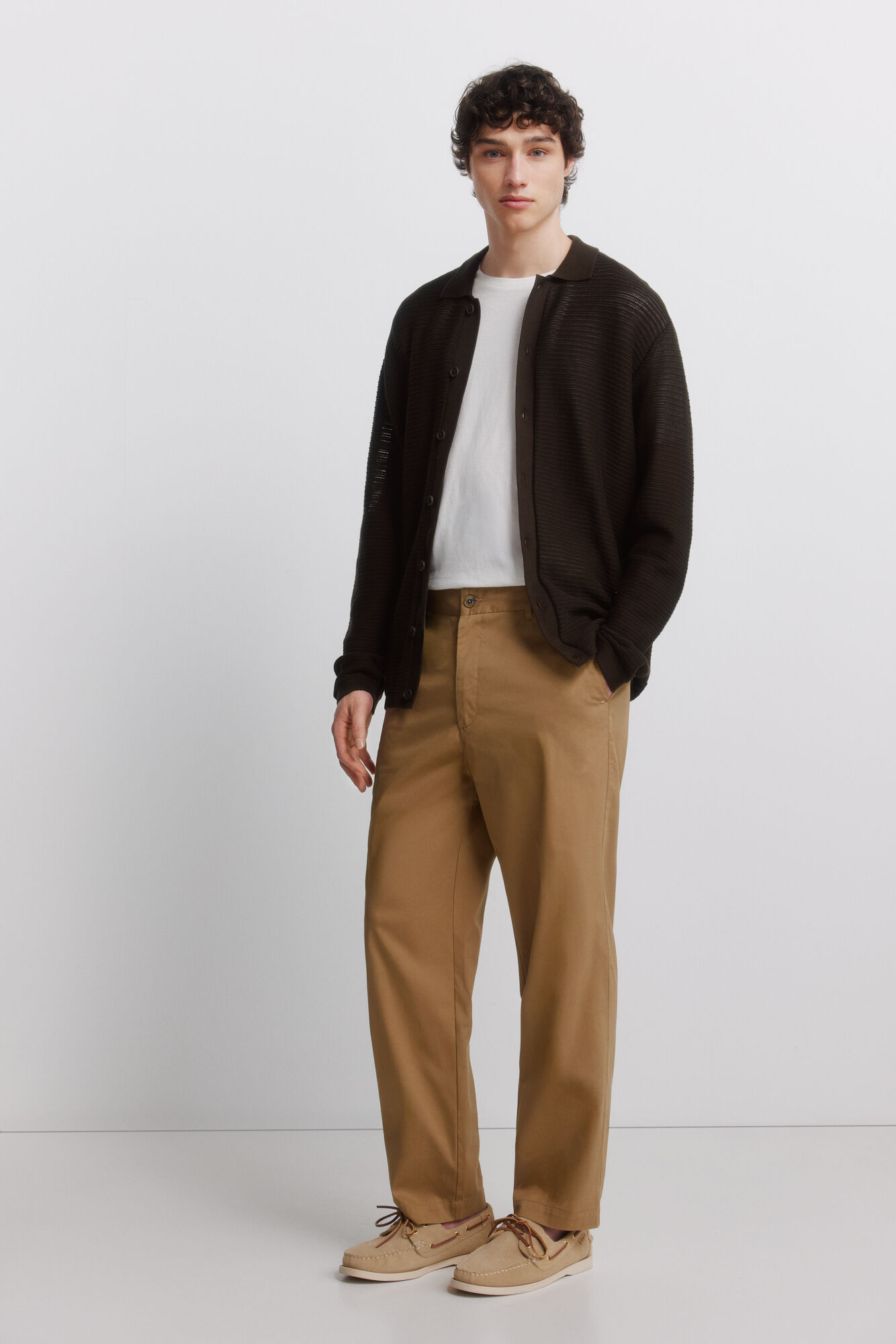 Springfield Pantal&oacute;n chino ligero corte relajado