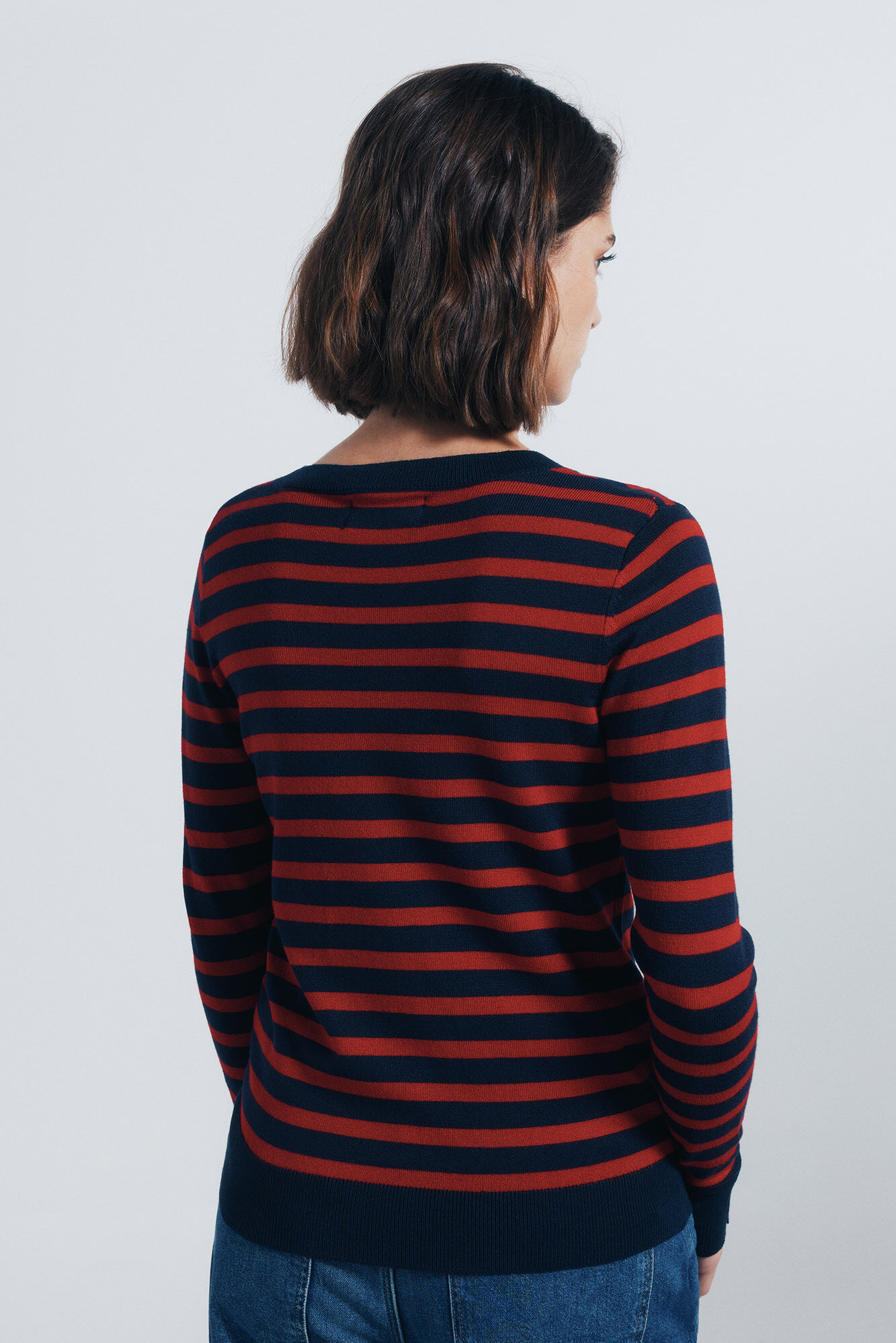 Springfield Su&eacute;ter fino botones pu&ntilde;os rojo