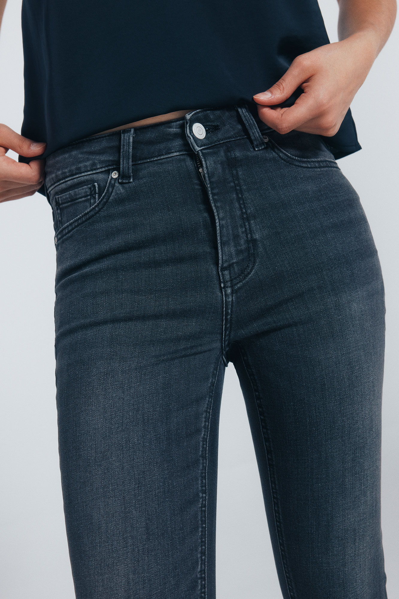 Springfield Jeans ajustados y recortados negro