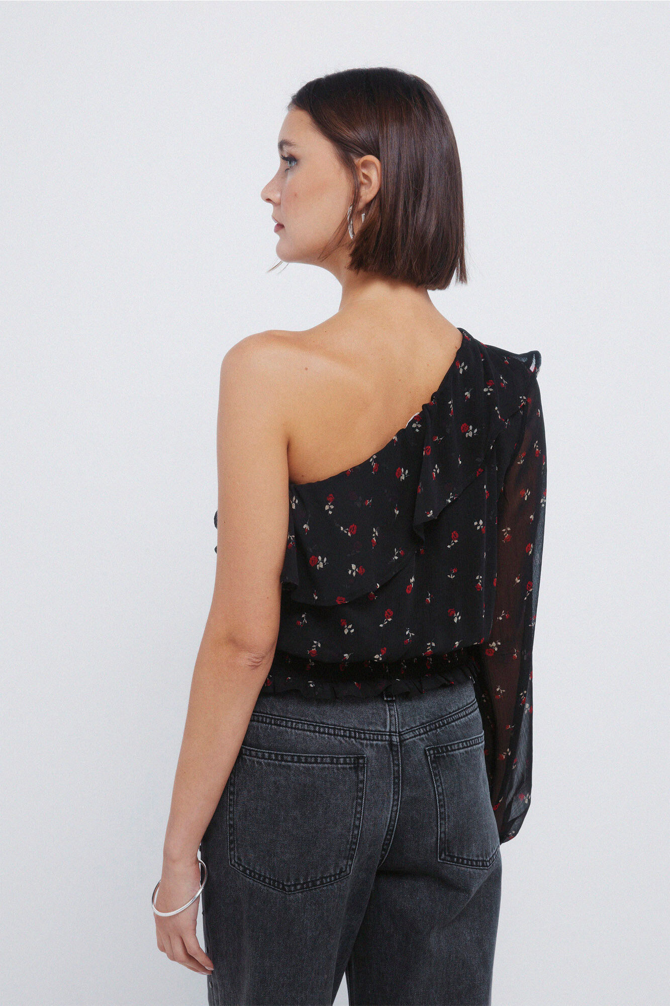 Springfield blusa asim&eacute;trica negro