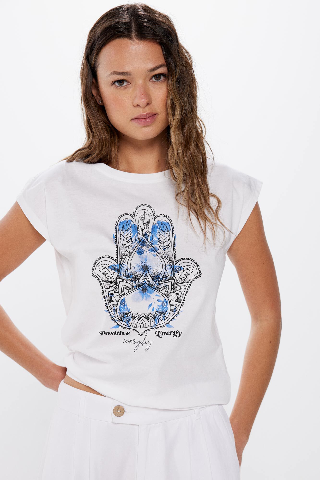 Springfield Playera gr&aacute;fica mano f&aacute;tima
