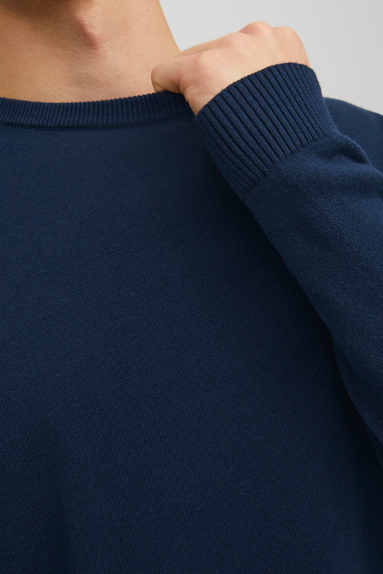 Jack & Jones Su&eacute;ter de algod&oacute;n cuello redondo marino