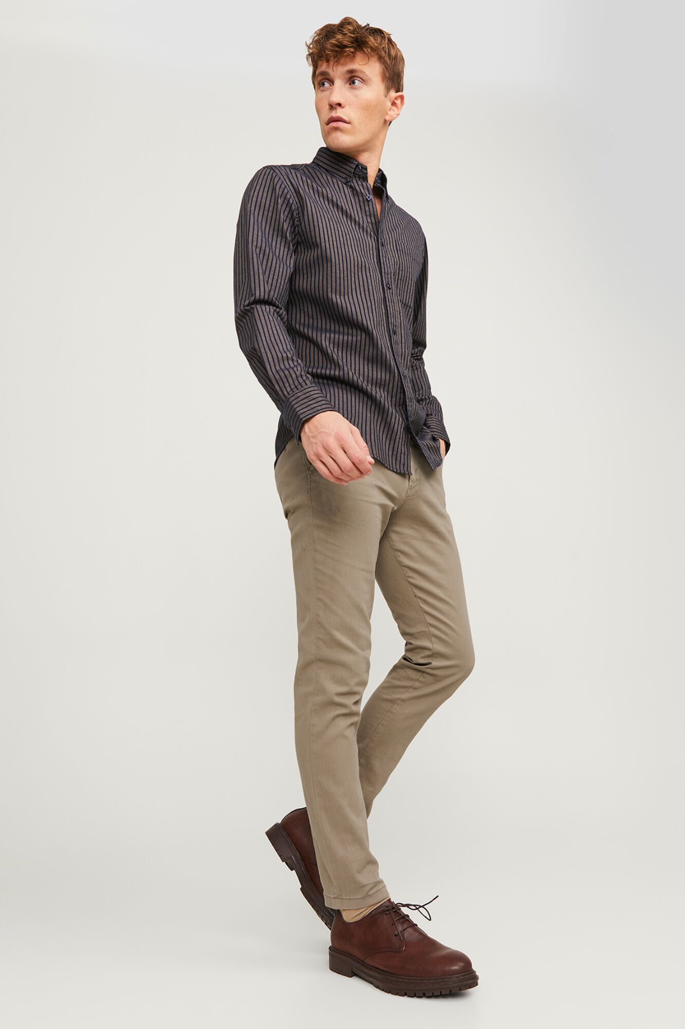 Jack & Jones Pantal&oacute;n chino slim fit beige