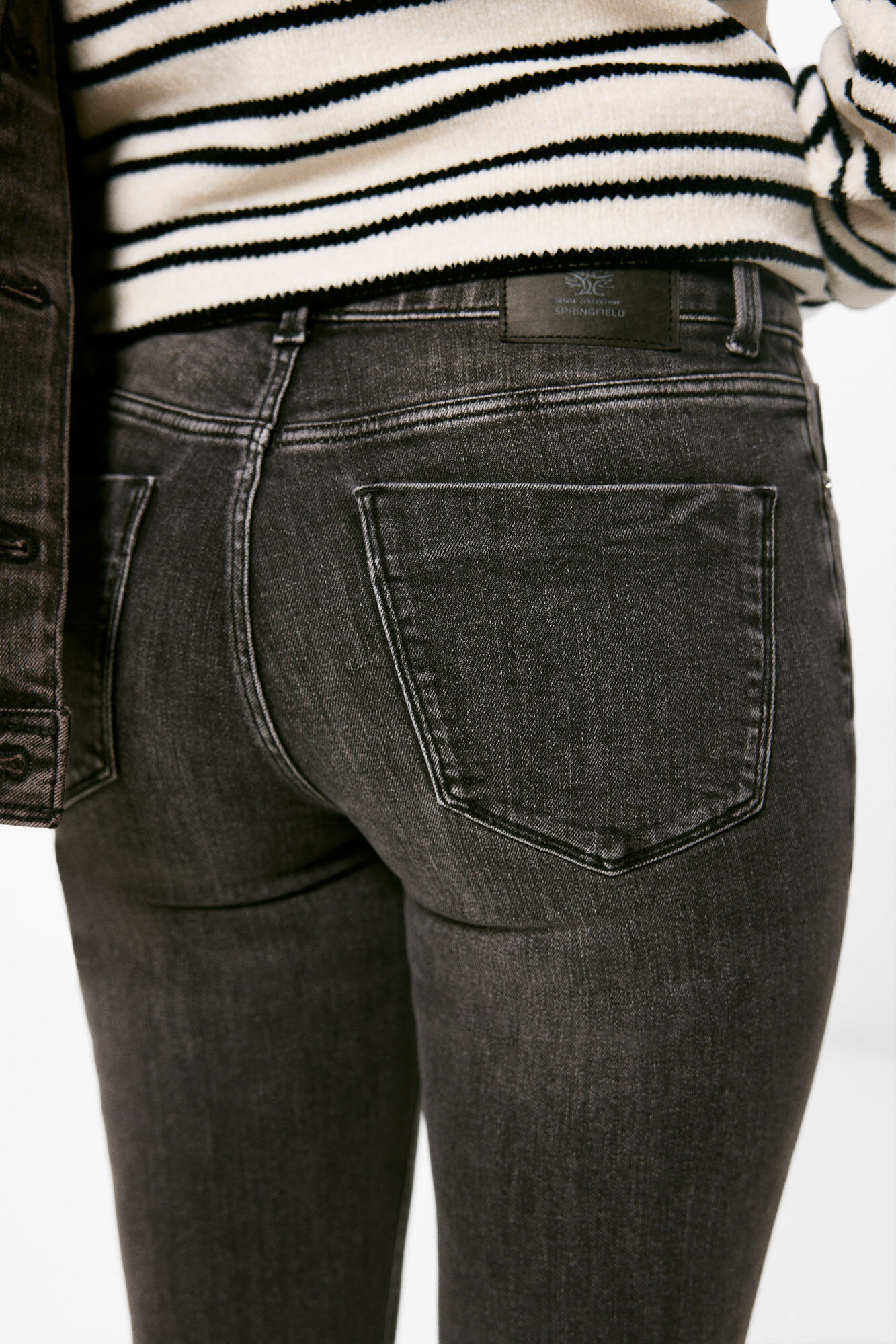 Springfield Jeans Slim Cropped Lavado Sostenible gris
