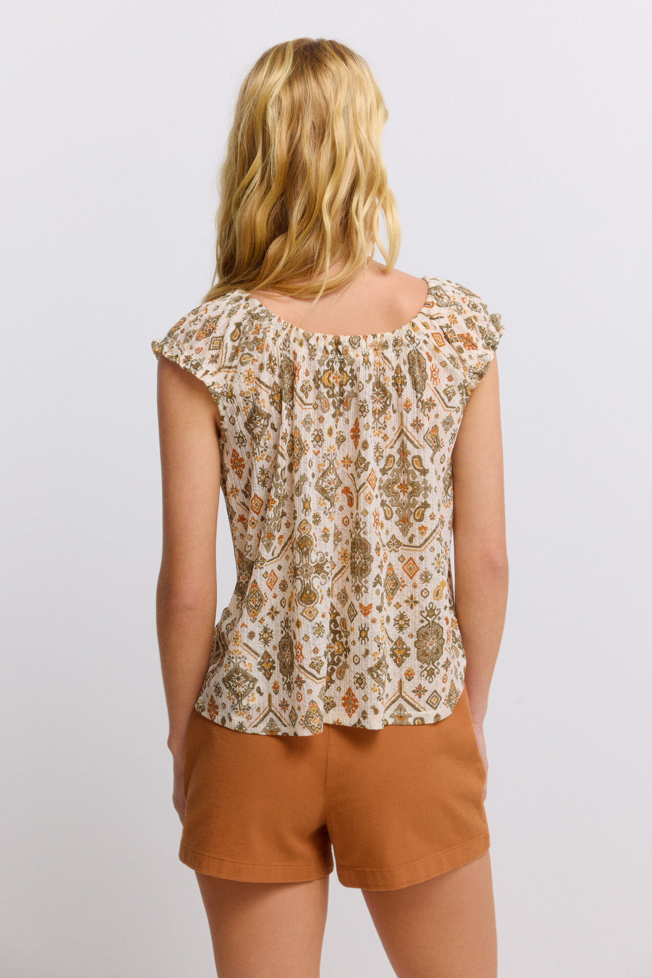 Springfield Top de crochet con flecos beige