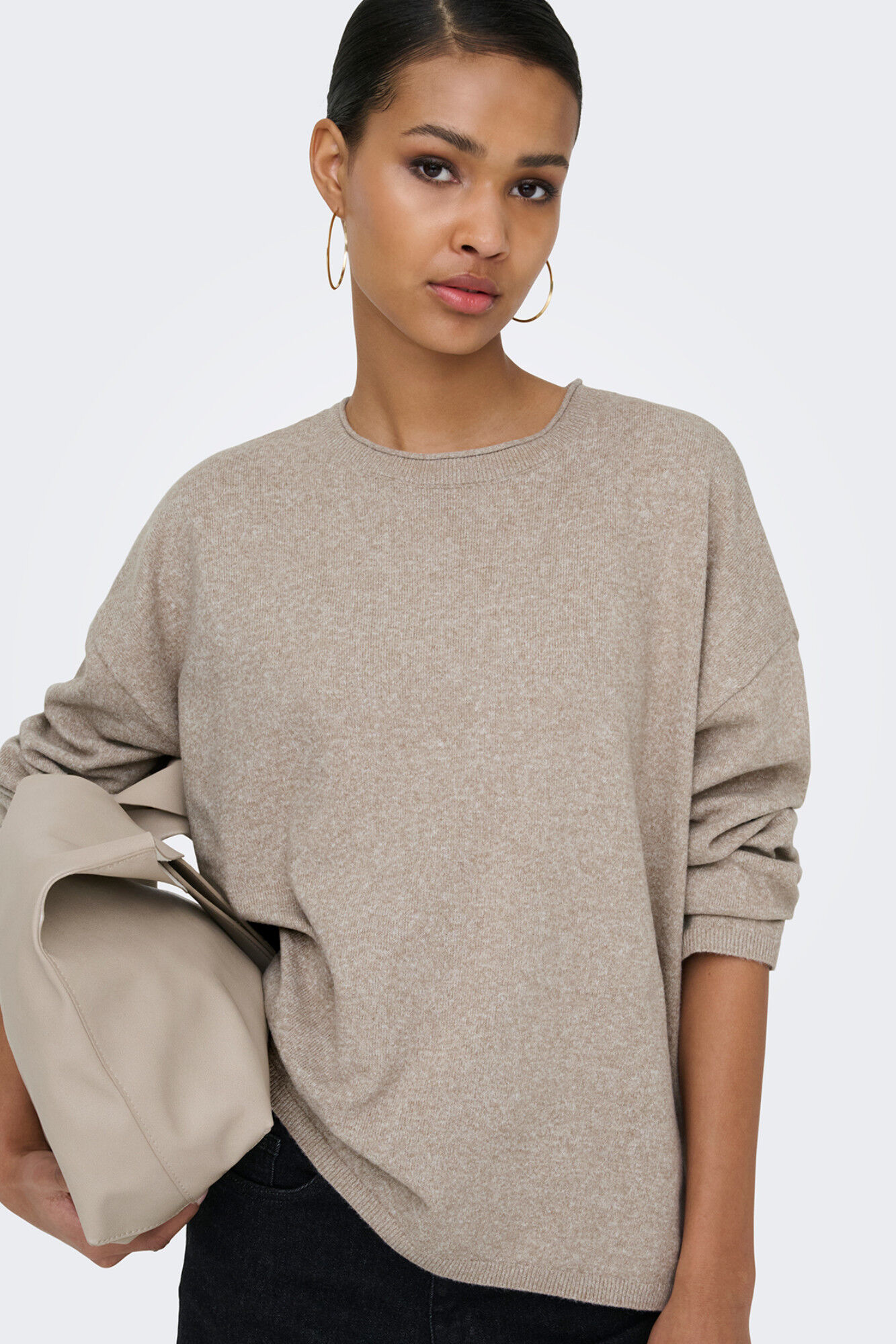 Only Su&eacute;ter de cuello redondo beige