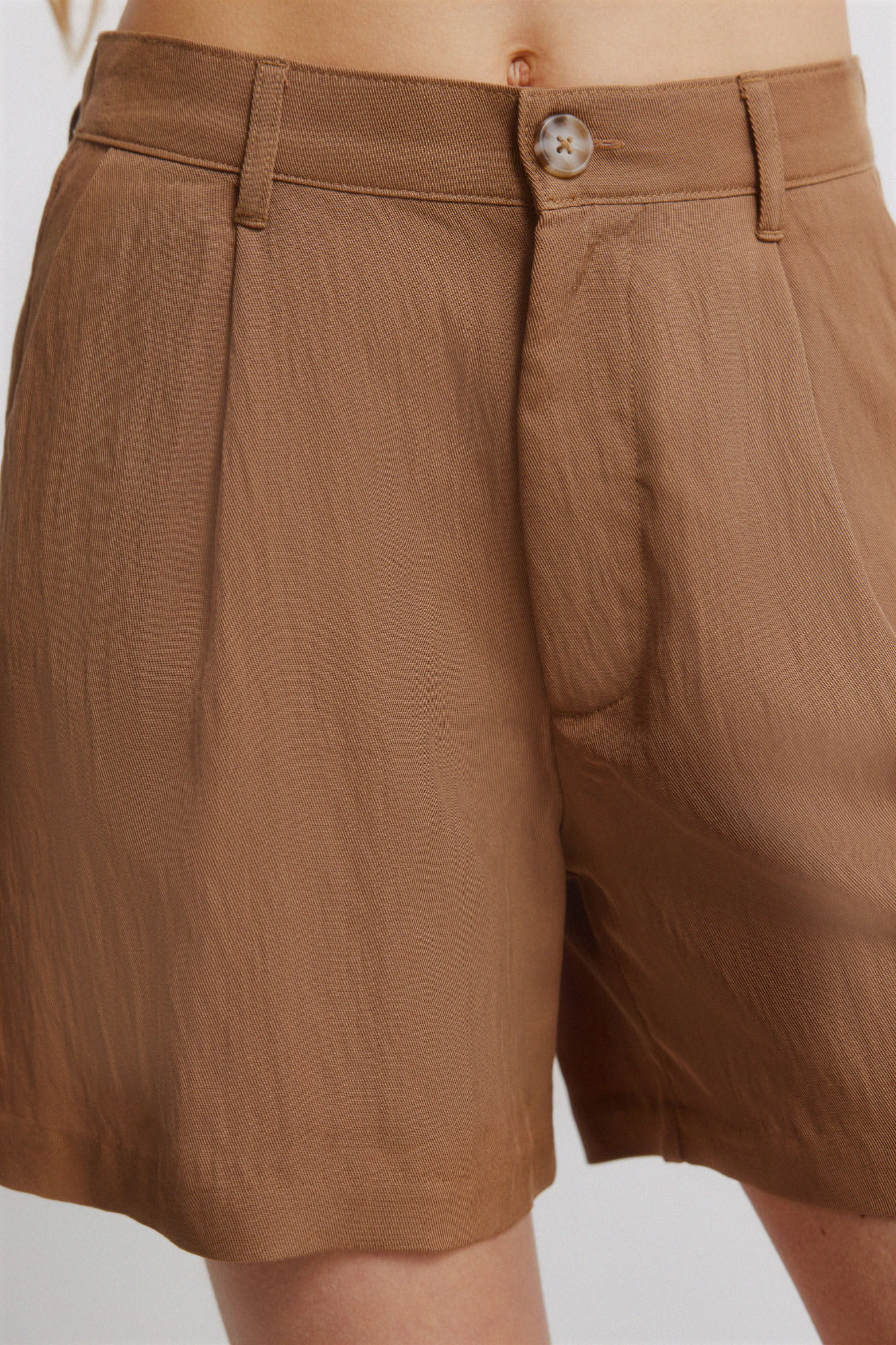 Springfield Bermudas con pinzas caf&eacute;