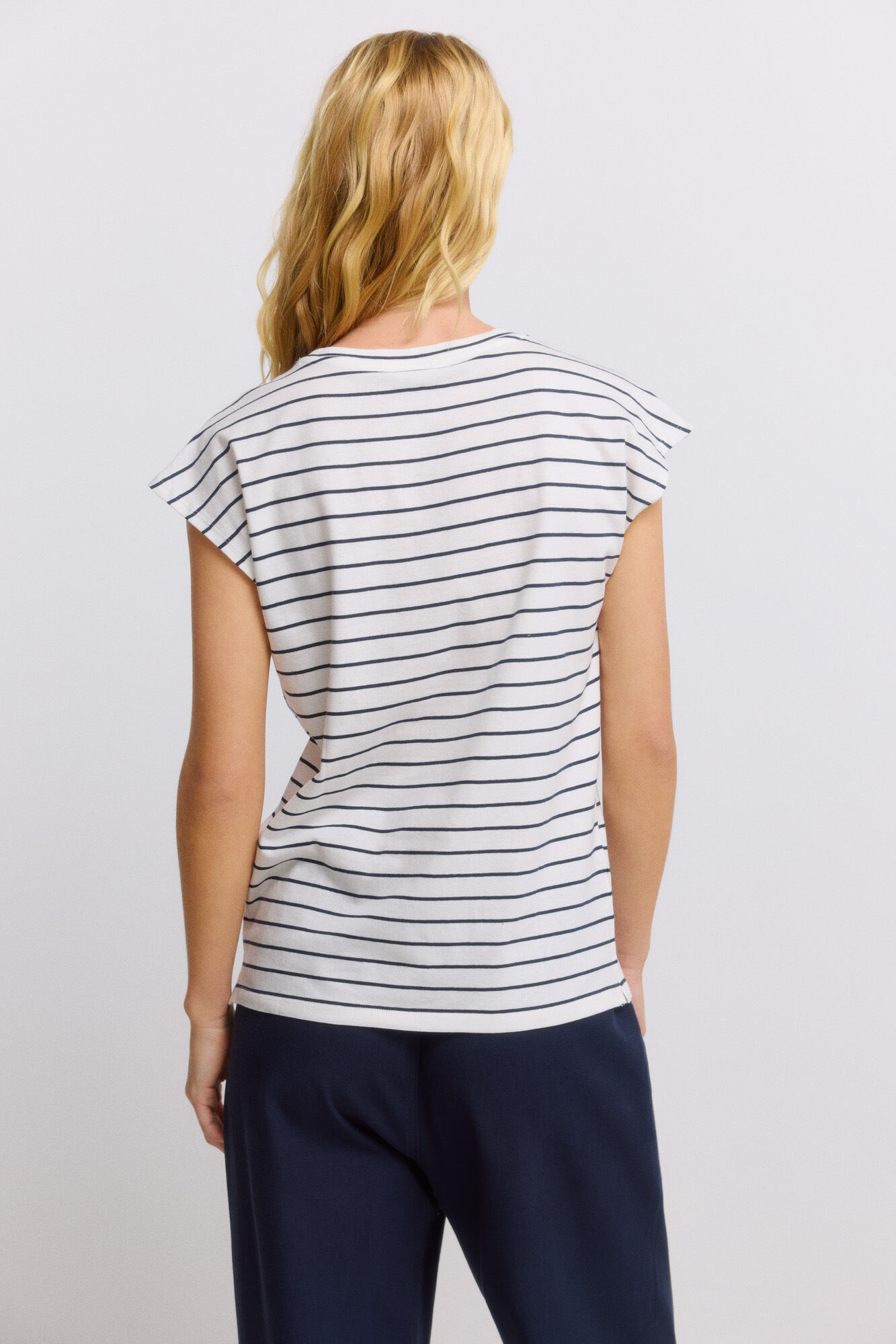 Springfield Playera de crochet de hombro blanco