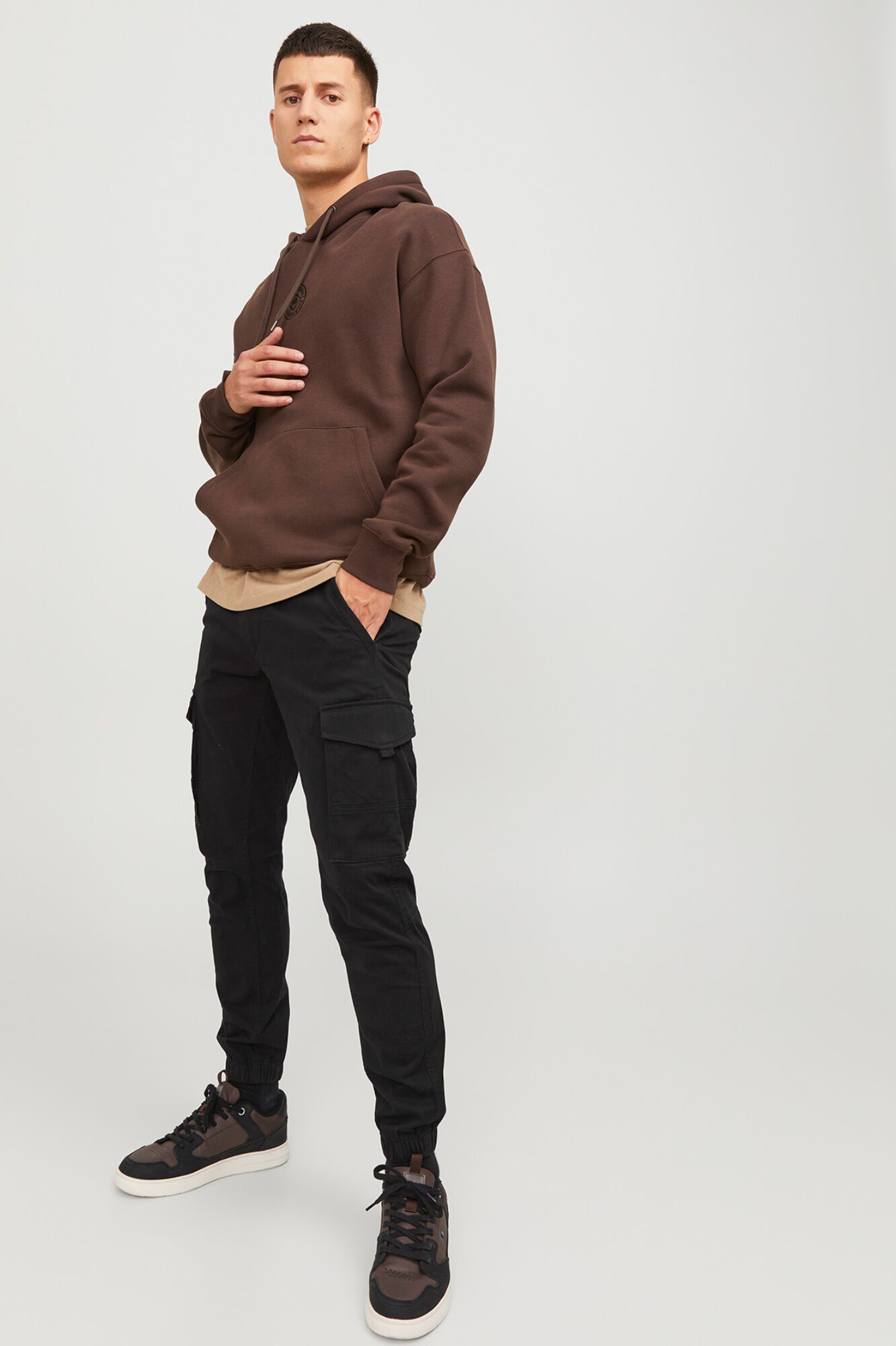 Jack & Jones Pantal&oacute;n cargo slim fit negro