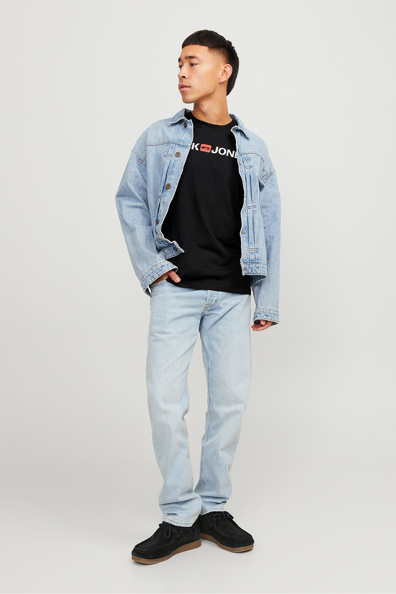 Jack & Jones Playera est&aacute;ndar fit negro