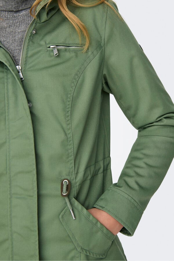 Only Parka con capucha verde