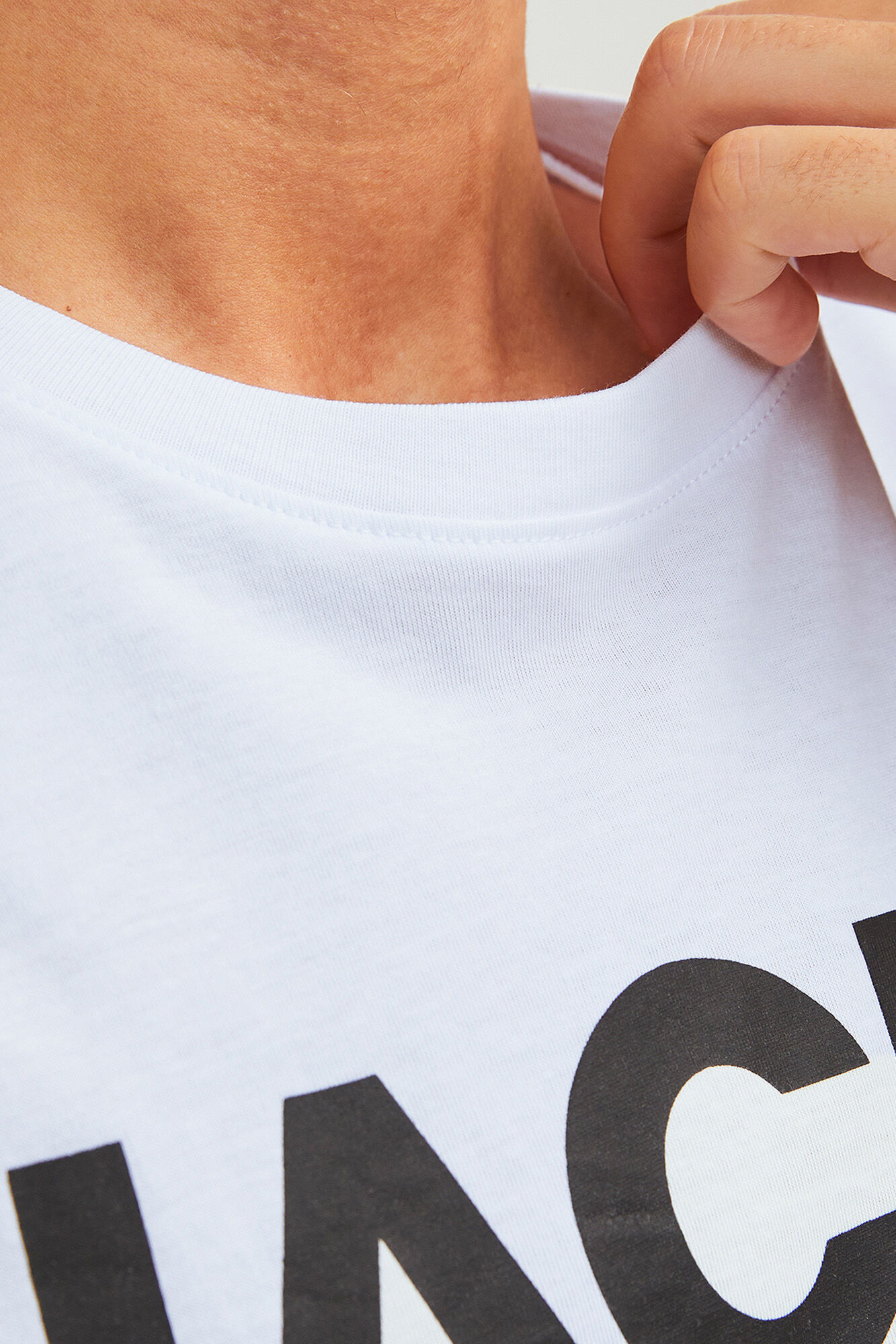 Jack & Jones Playera est&aacute;ndar fit natural