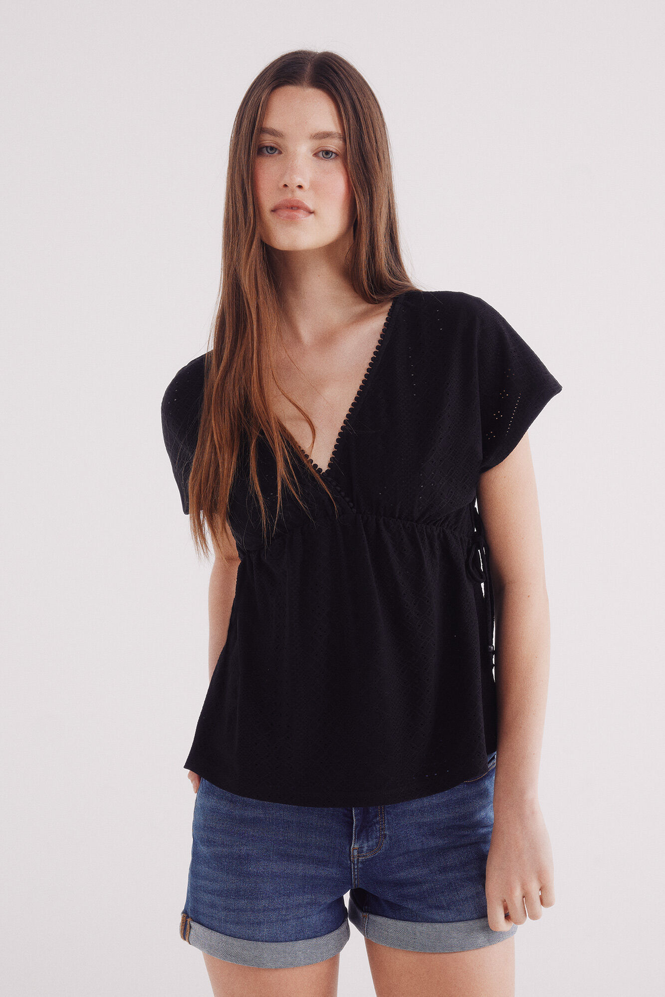 Springfield Top bordado suizo lazos cintura