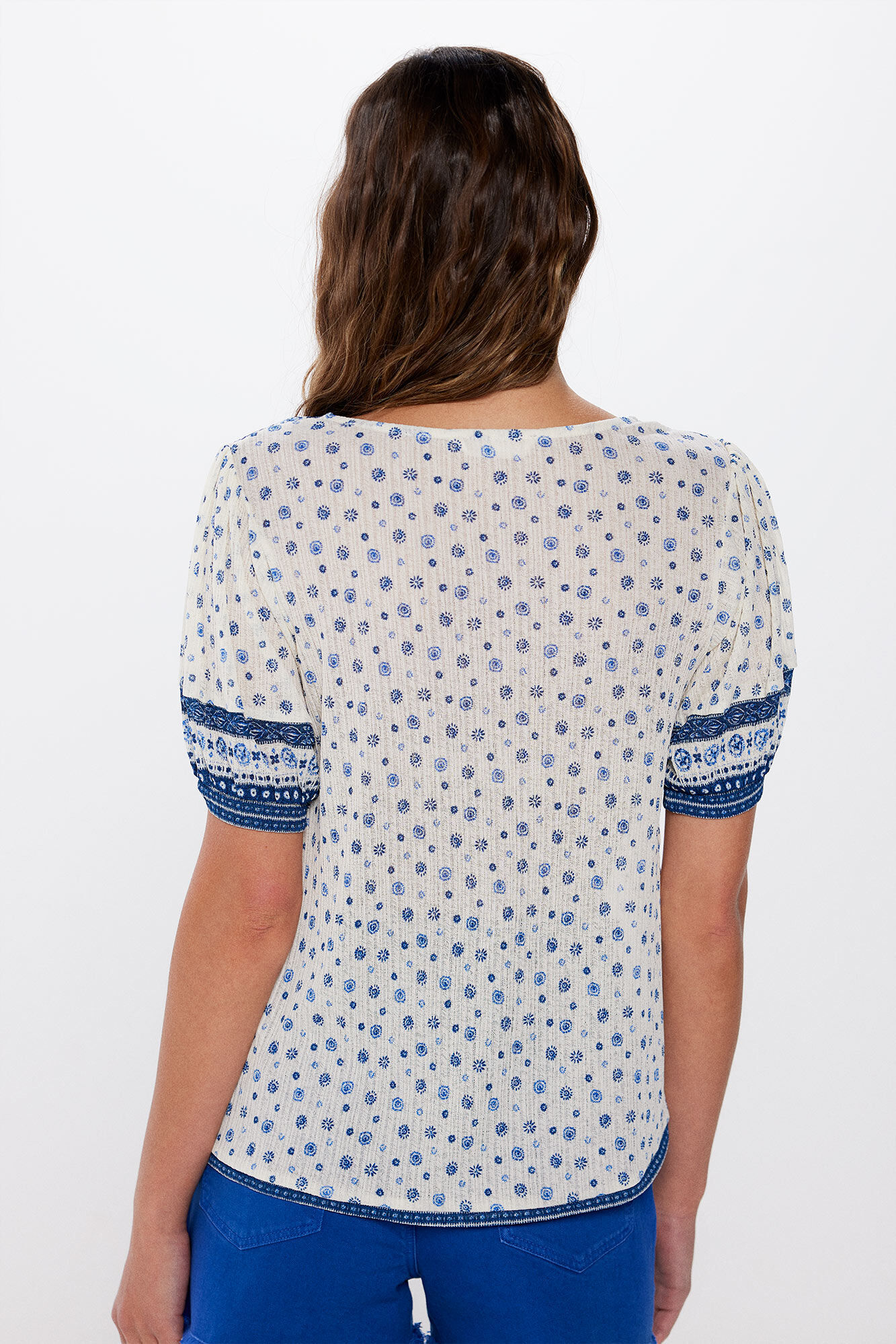 Springfield Blusa escote cenefa azul beige