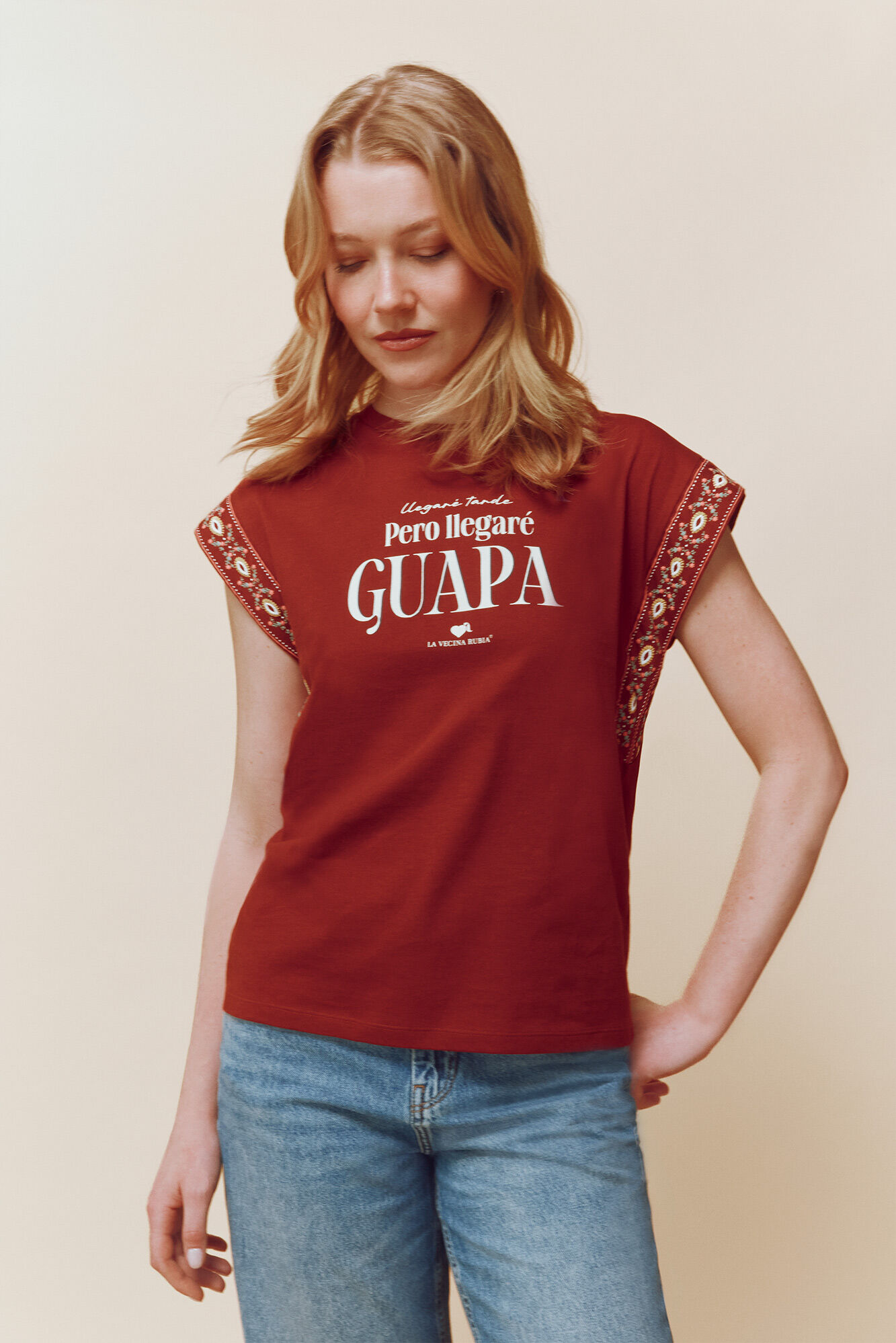 Springfield Playera "Llegar&eacute; tarde, pero llegar&eacute; guapa"