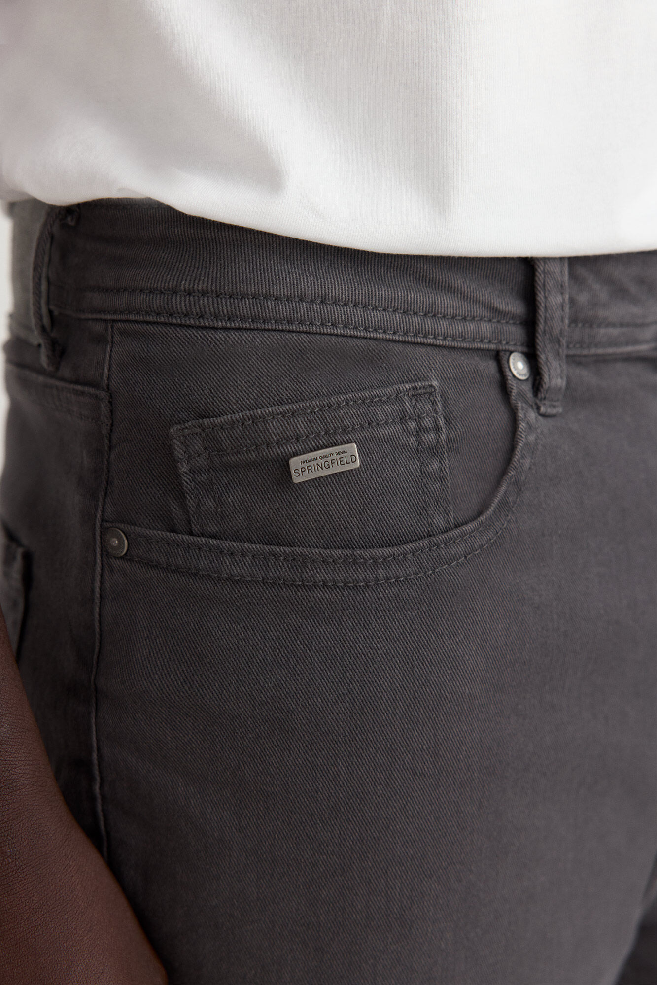 Springfield Pantal&oacute;n de 5 bolsillos slim lavado gris