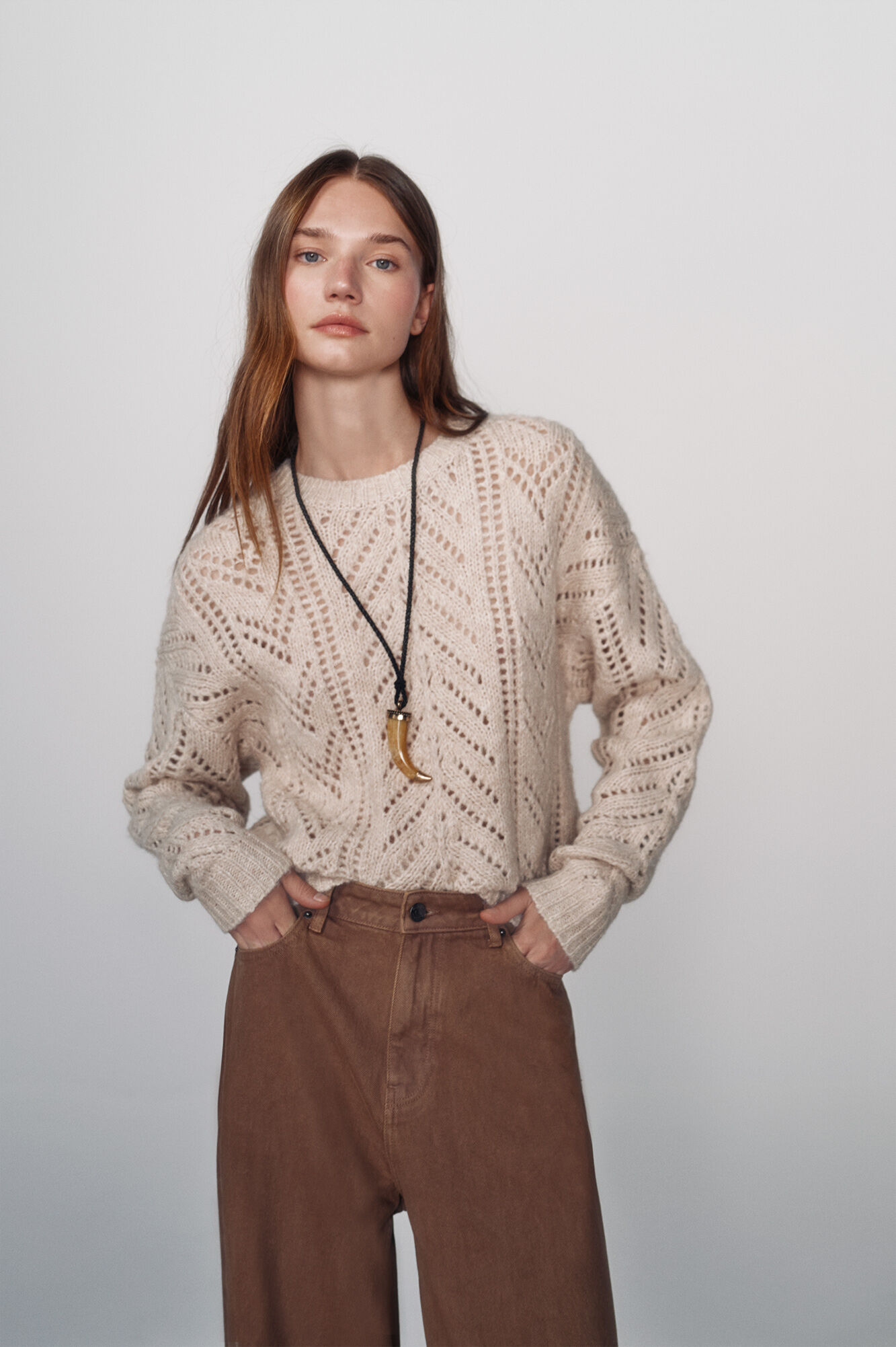 High Spirits Su&eacute;ter Creama