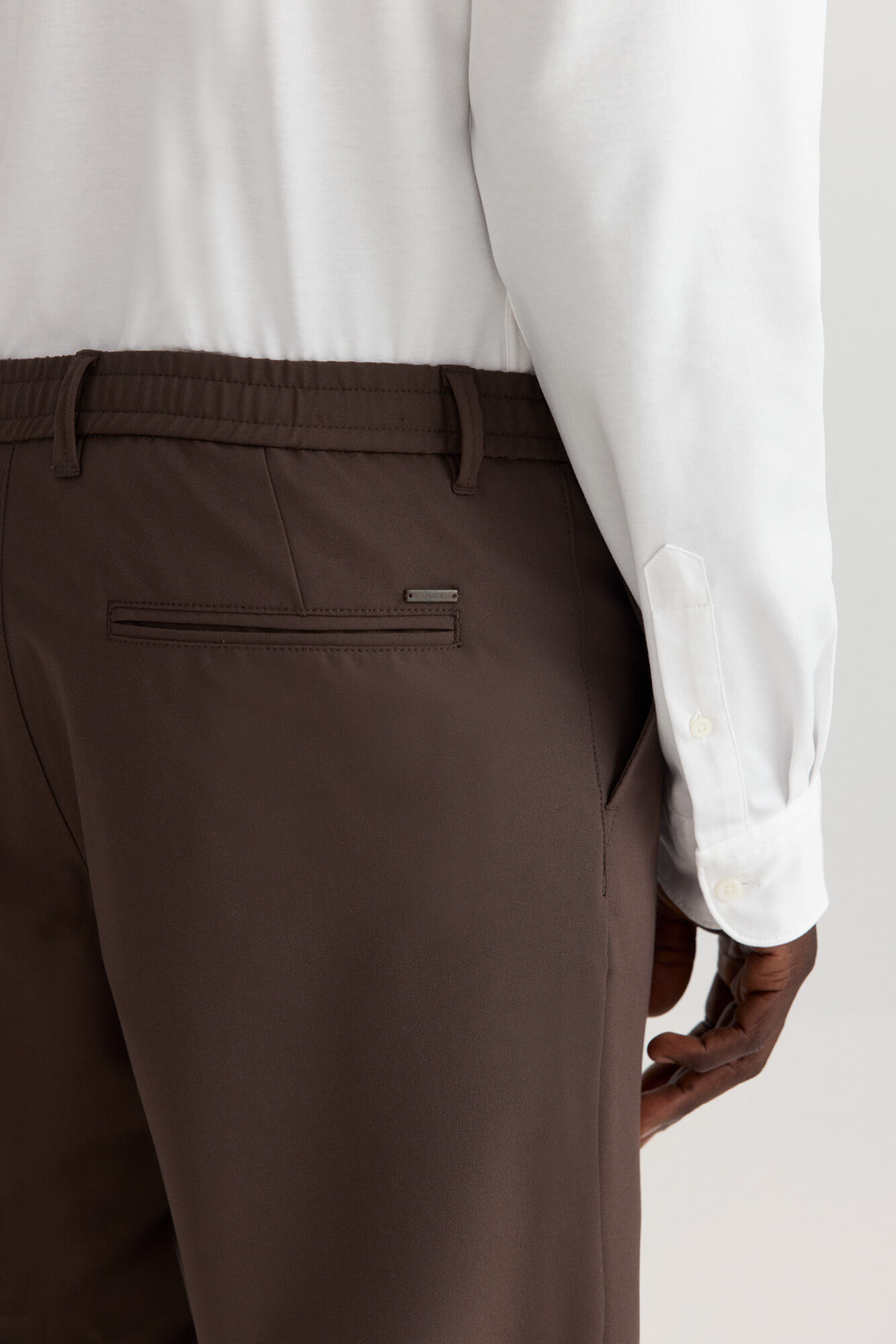 Springfield Pantal&oacute;n chino jogger caf&eacute;