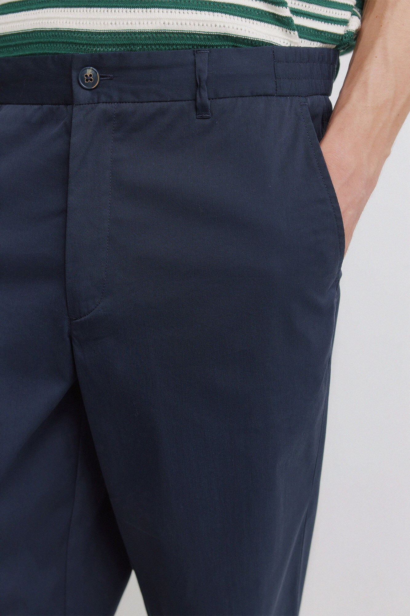 Springfield Pantal&oacute;n chino ligero corte relajado azulado