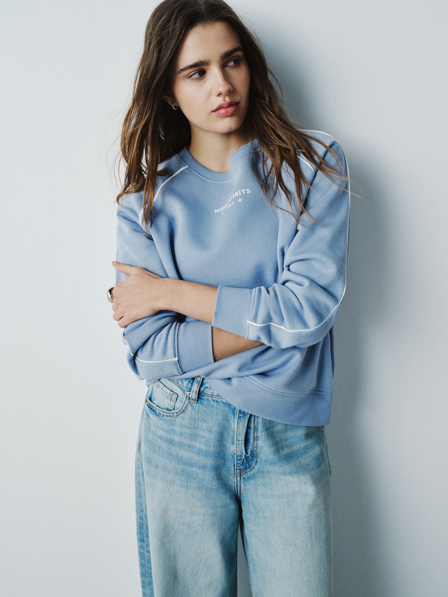 High Spirits Su&eacute;ter &Aacute;ngel turquesa