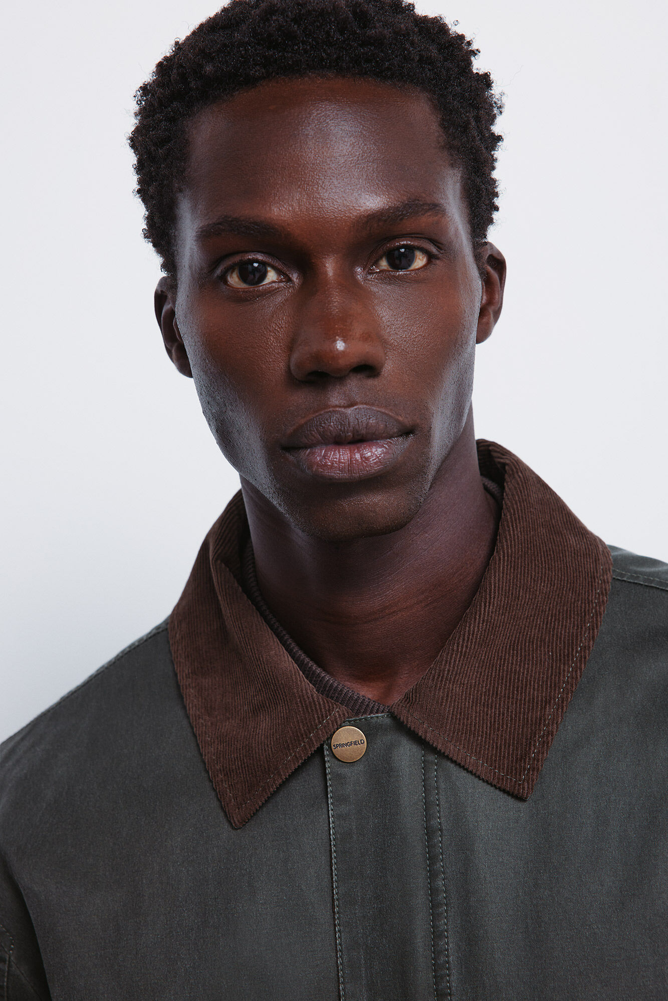 Springfield Parka short con cuello de pana kaki