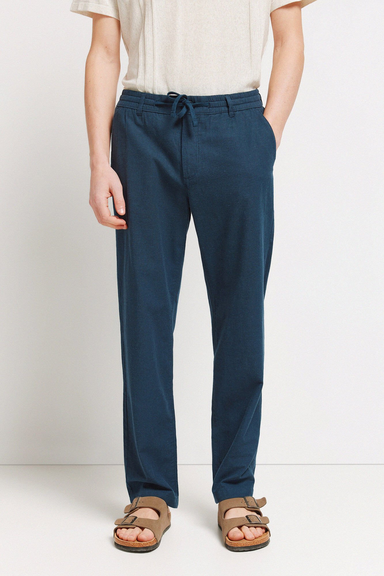 Springfield Pantal&oacute;n chino comfort fit de lino