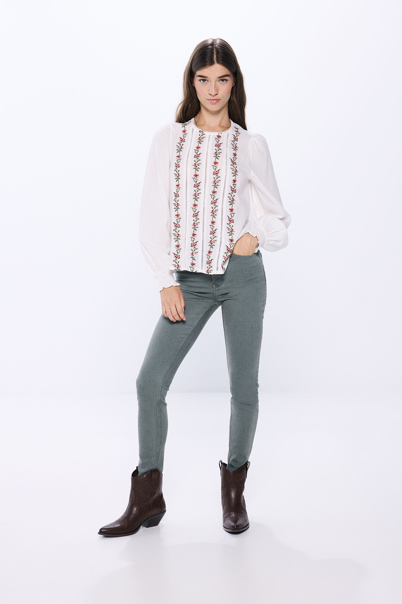 Springfield Blusa bordados  verticales flores  blanco