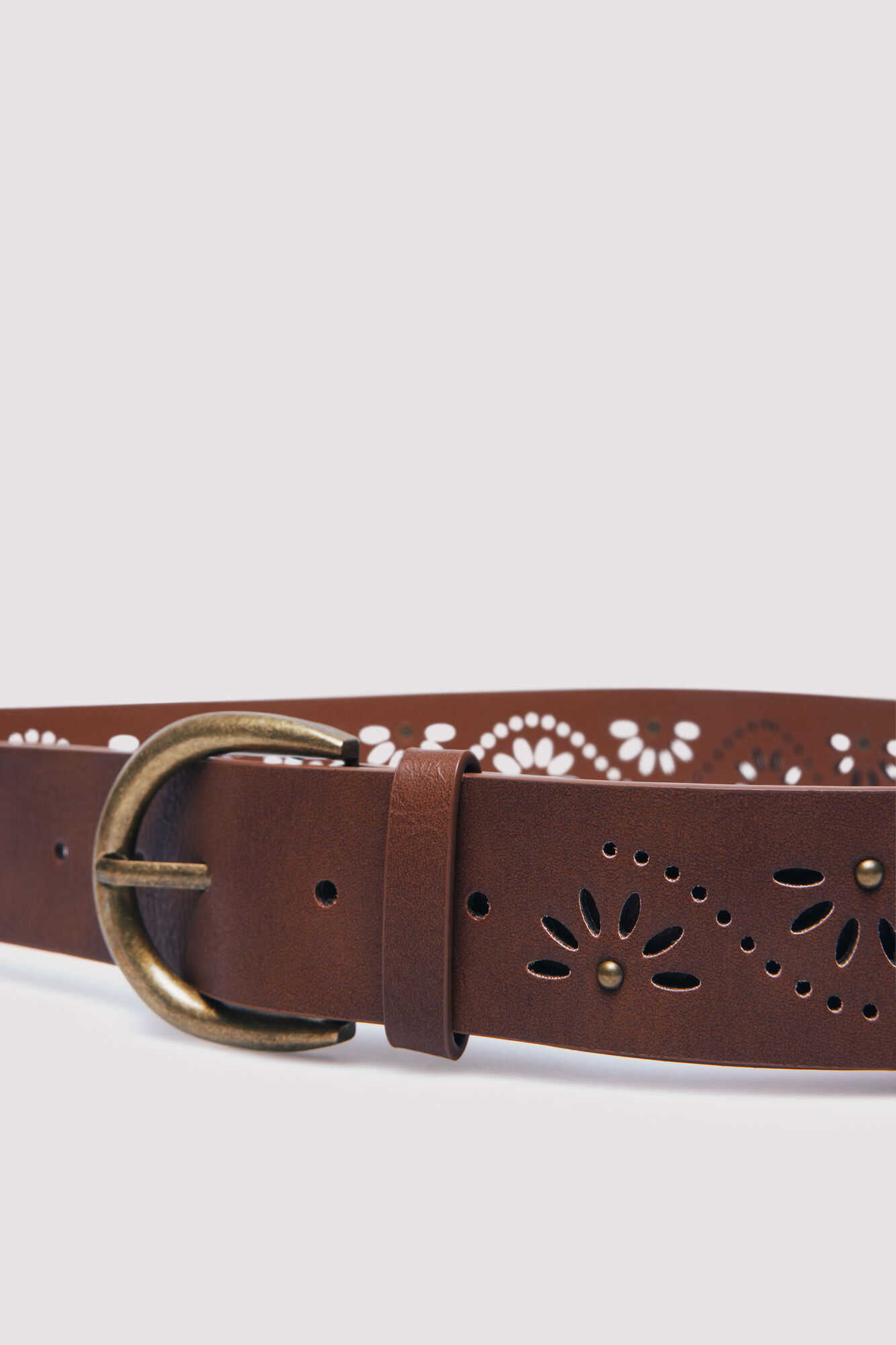 Springfield Cintur&oacute;n perforados tachuelas estampado